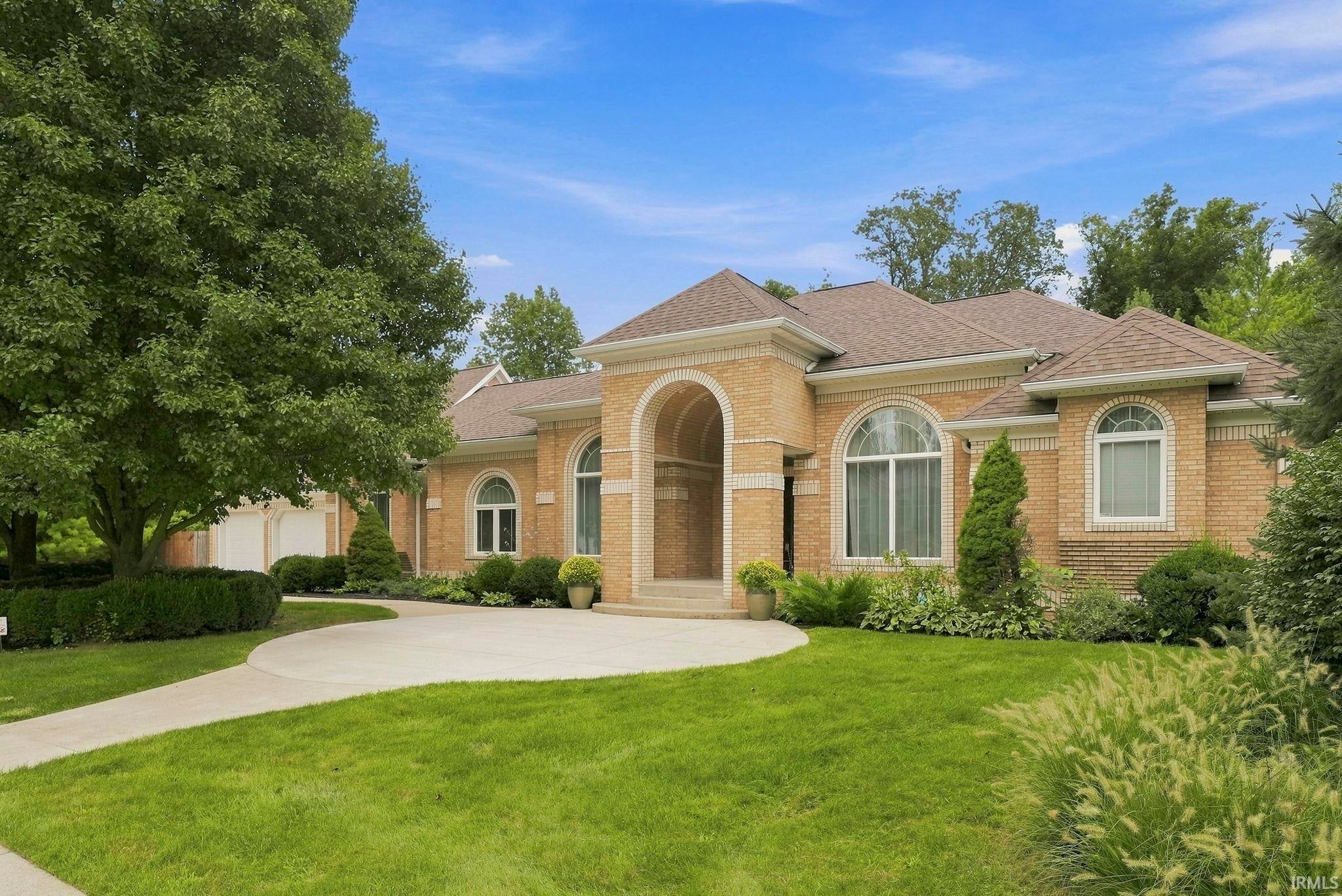 3101 E Brenwick Lane — photo