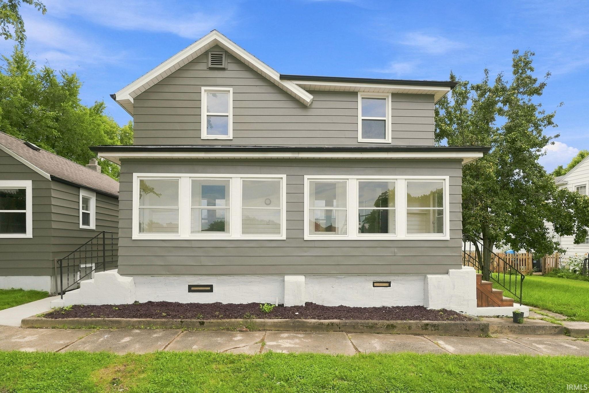417/415 Pasadena Drive — photo