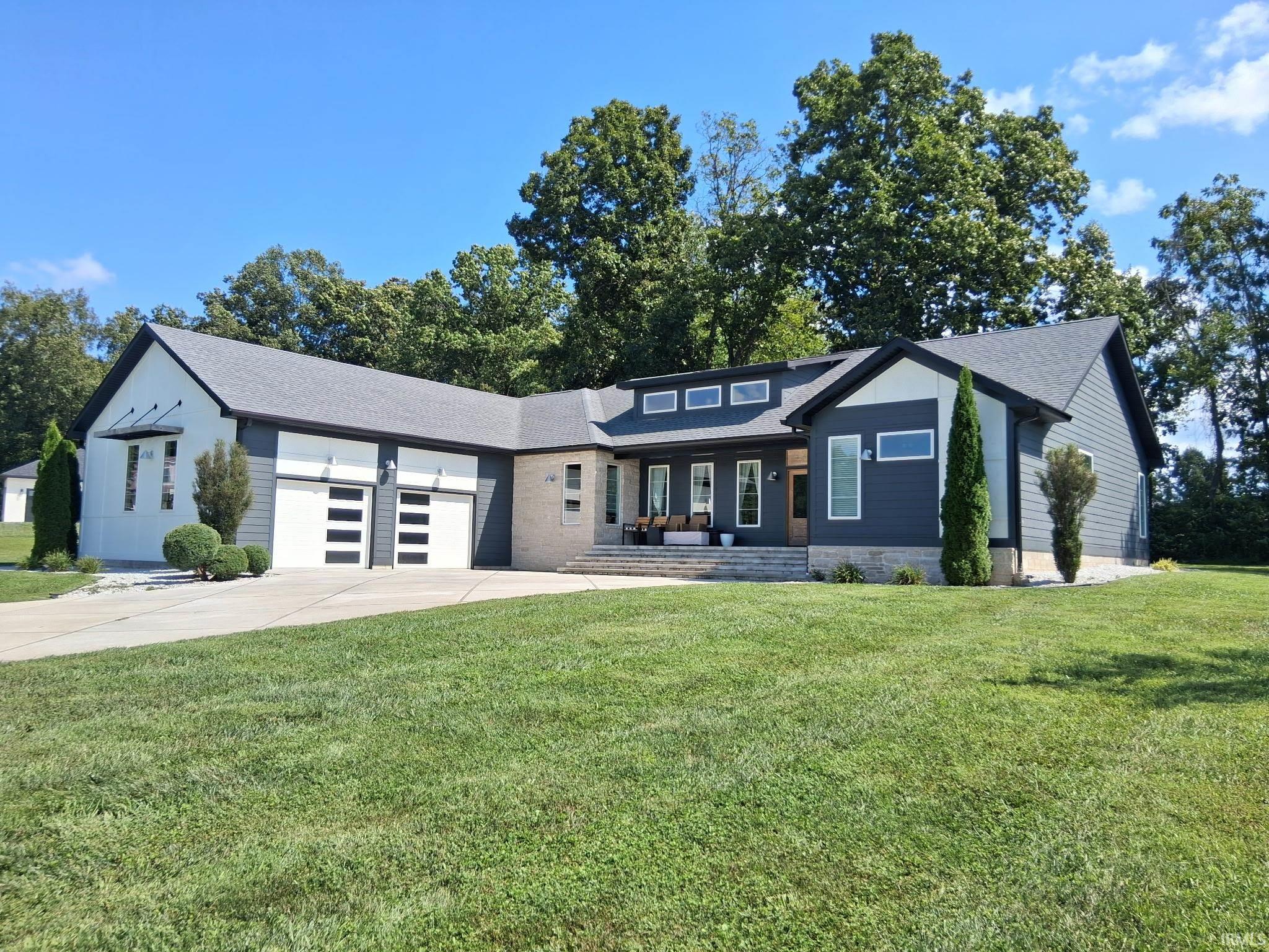 419 Summer Lake Drive — photo