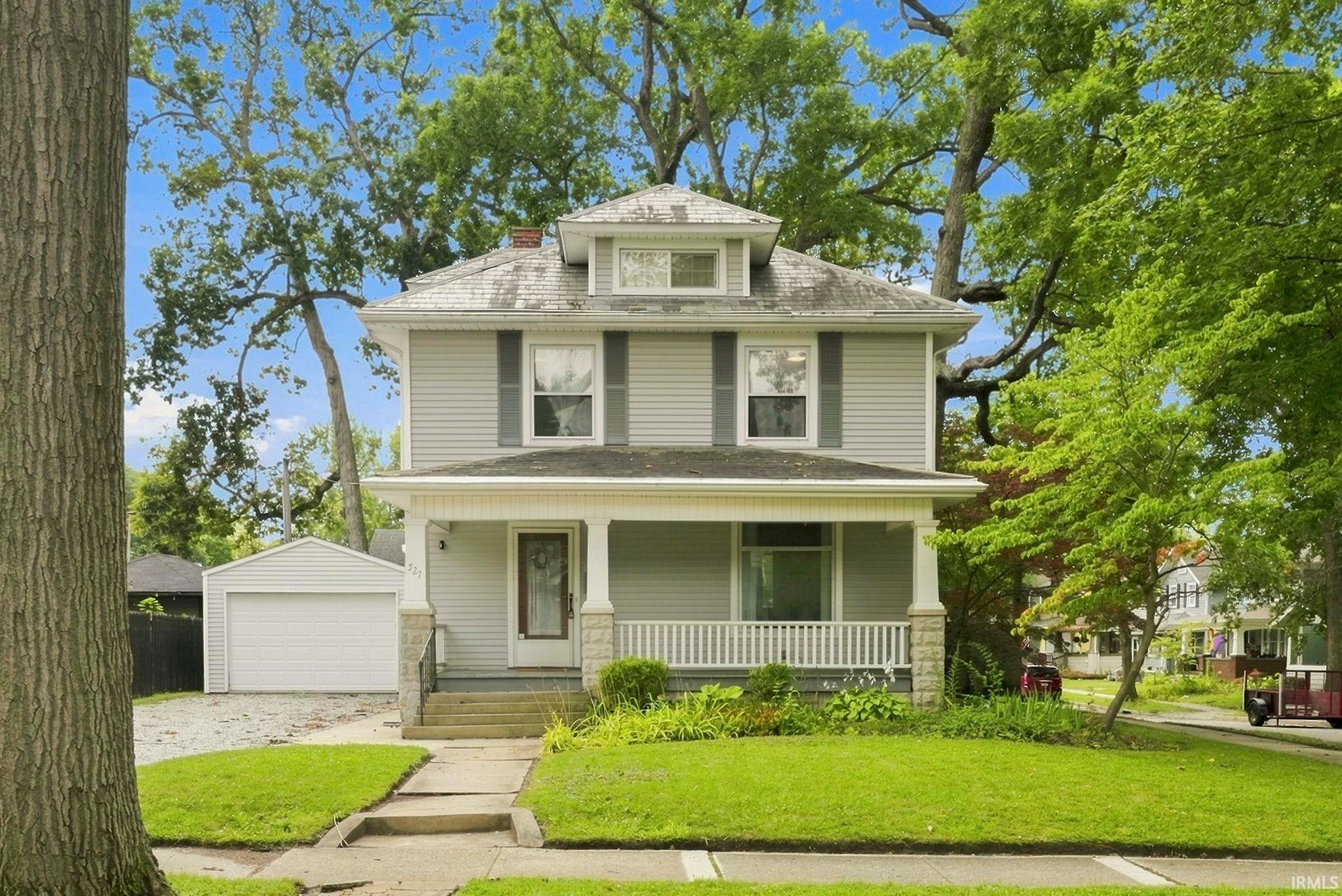 527 W Oakdale Drive — photo