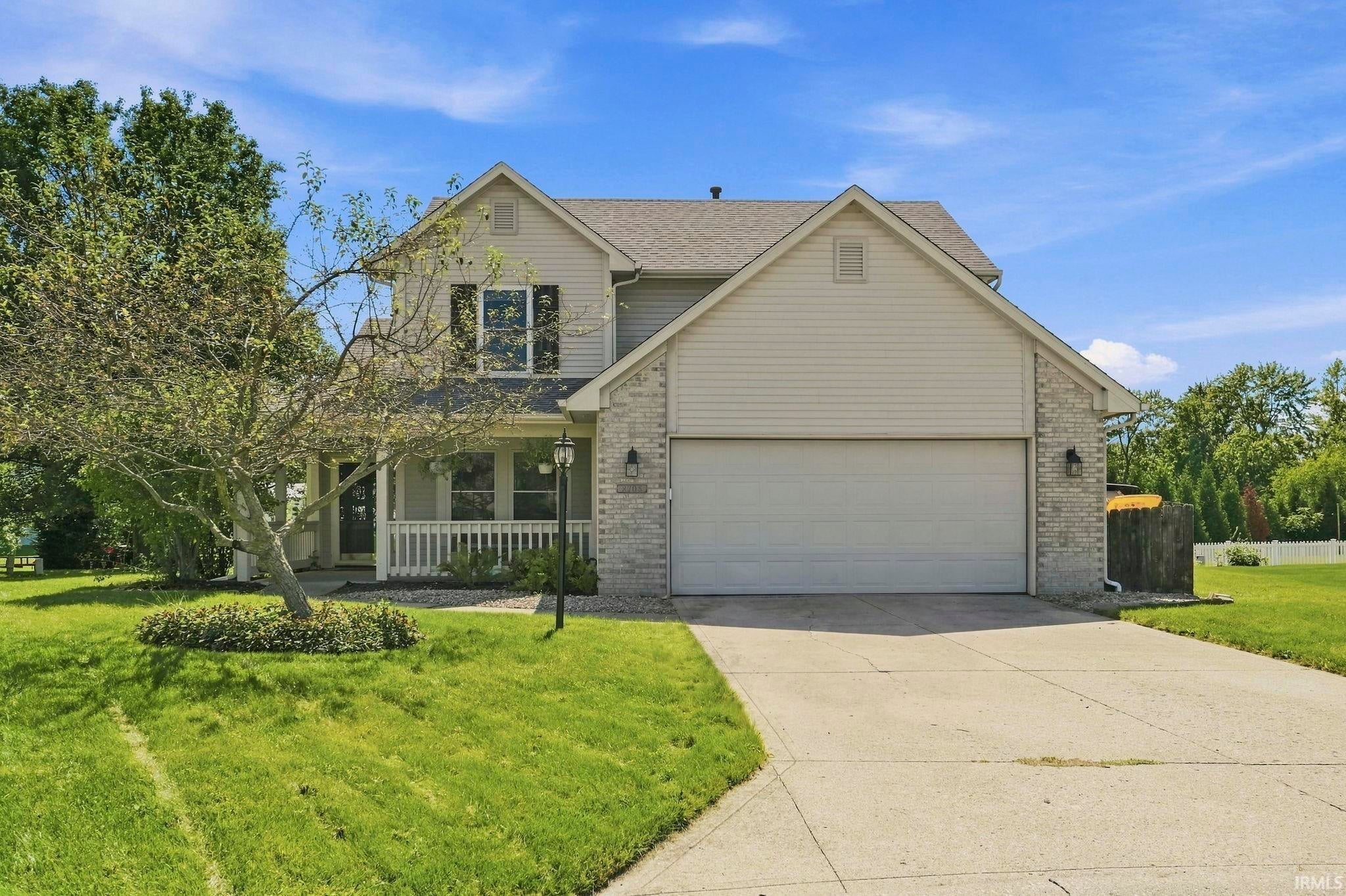 8705 Goshawk Lane — photo