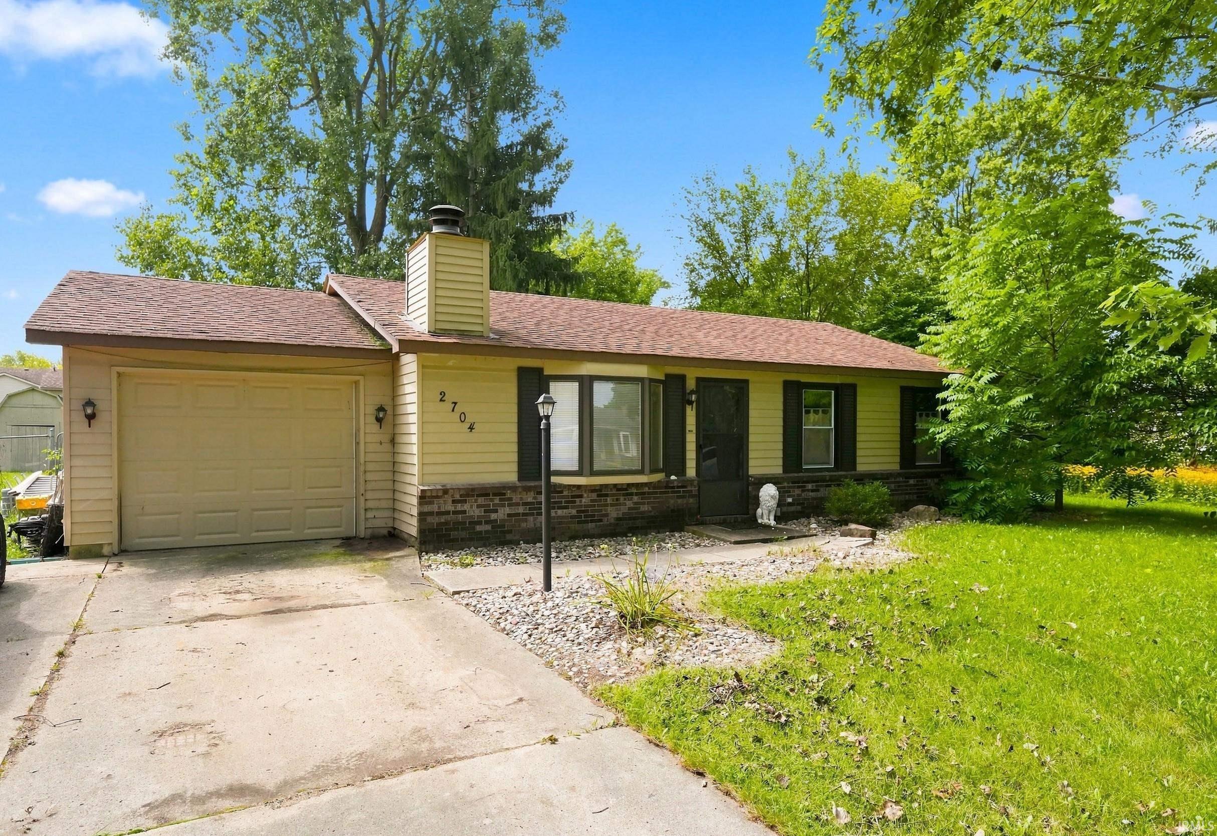 2704 Southway Drive — photo