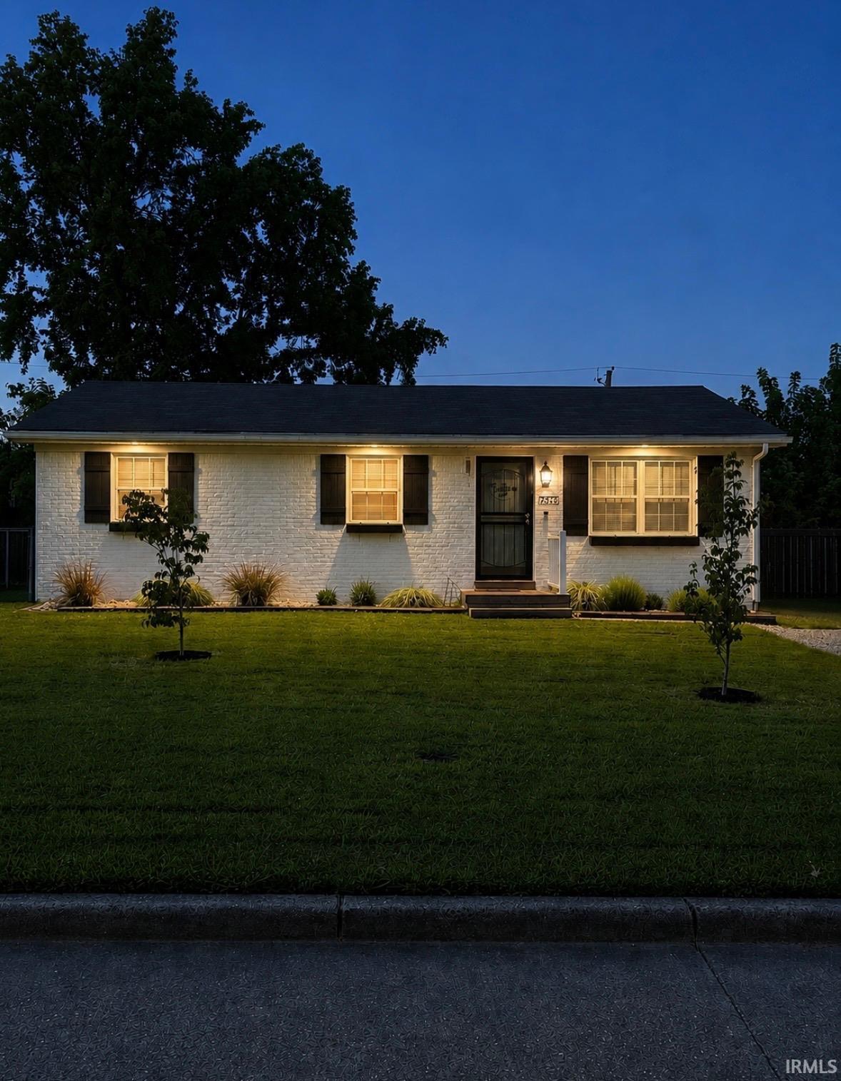 7516 E Chandler Avenue — photo