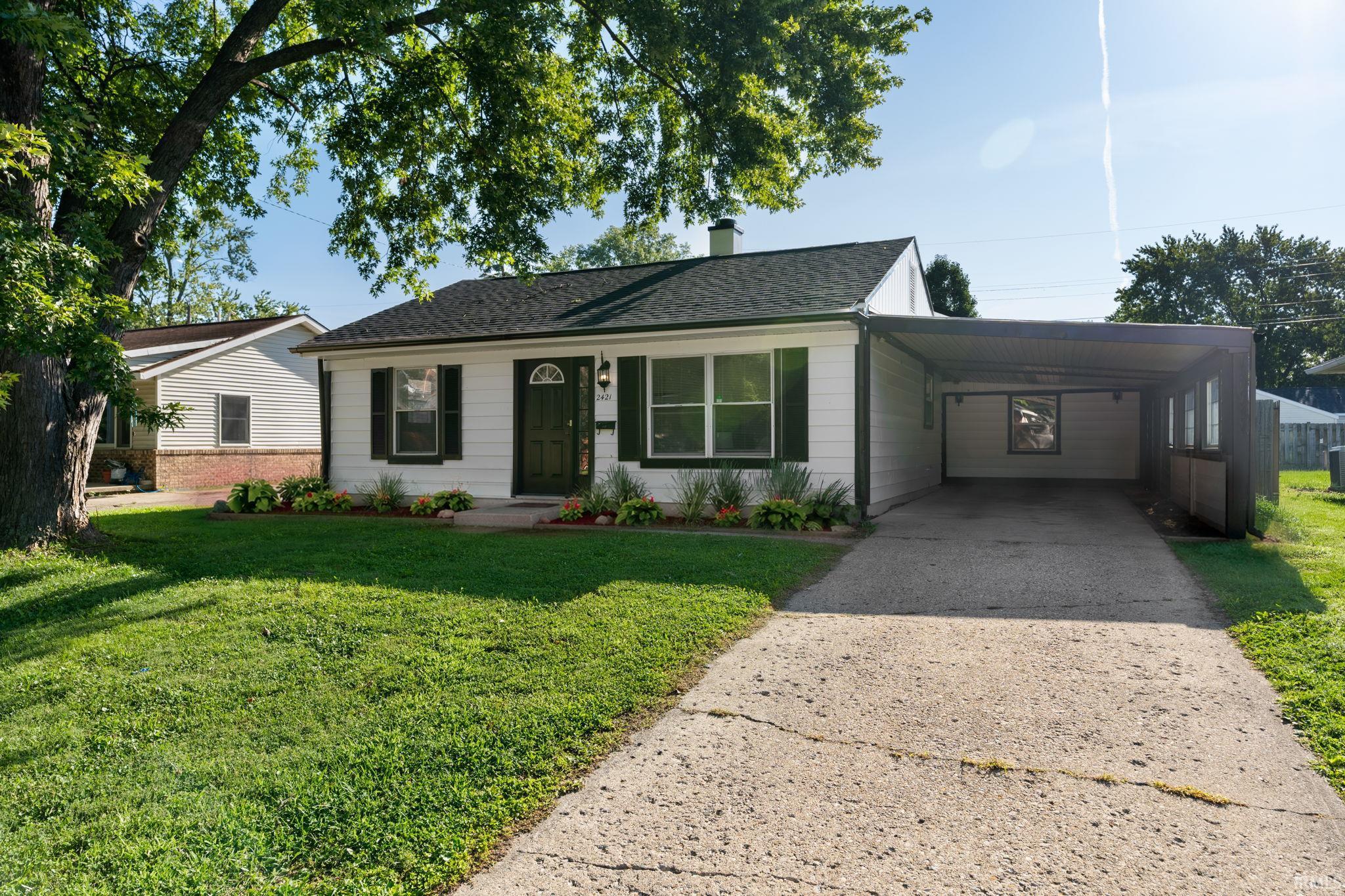 2421 Edgelea Drive — photo