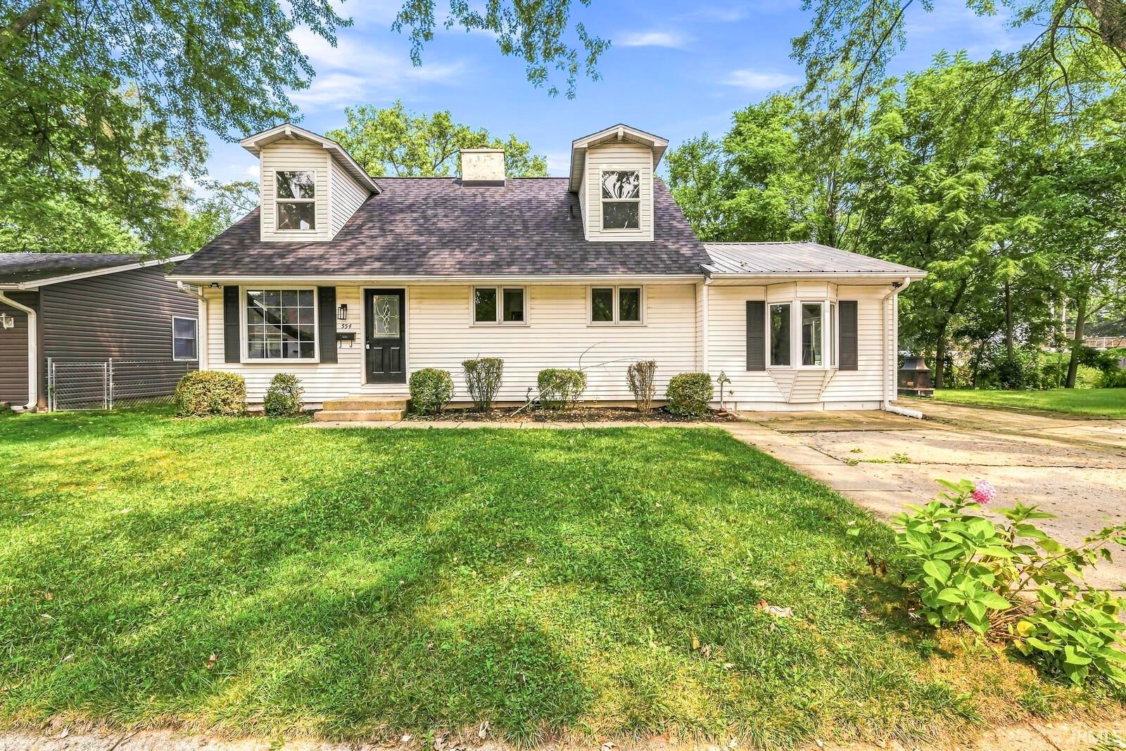 554 Ivy Court — photo