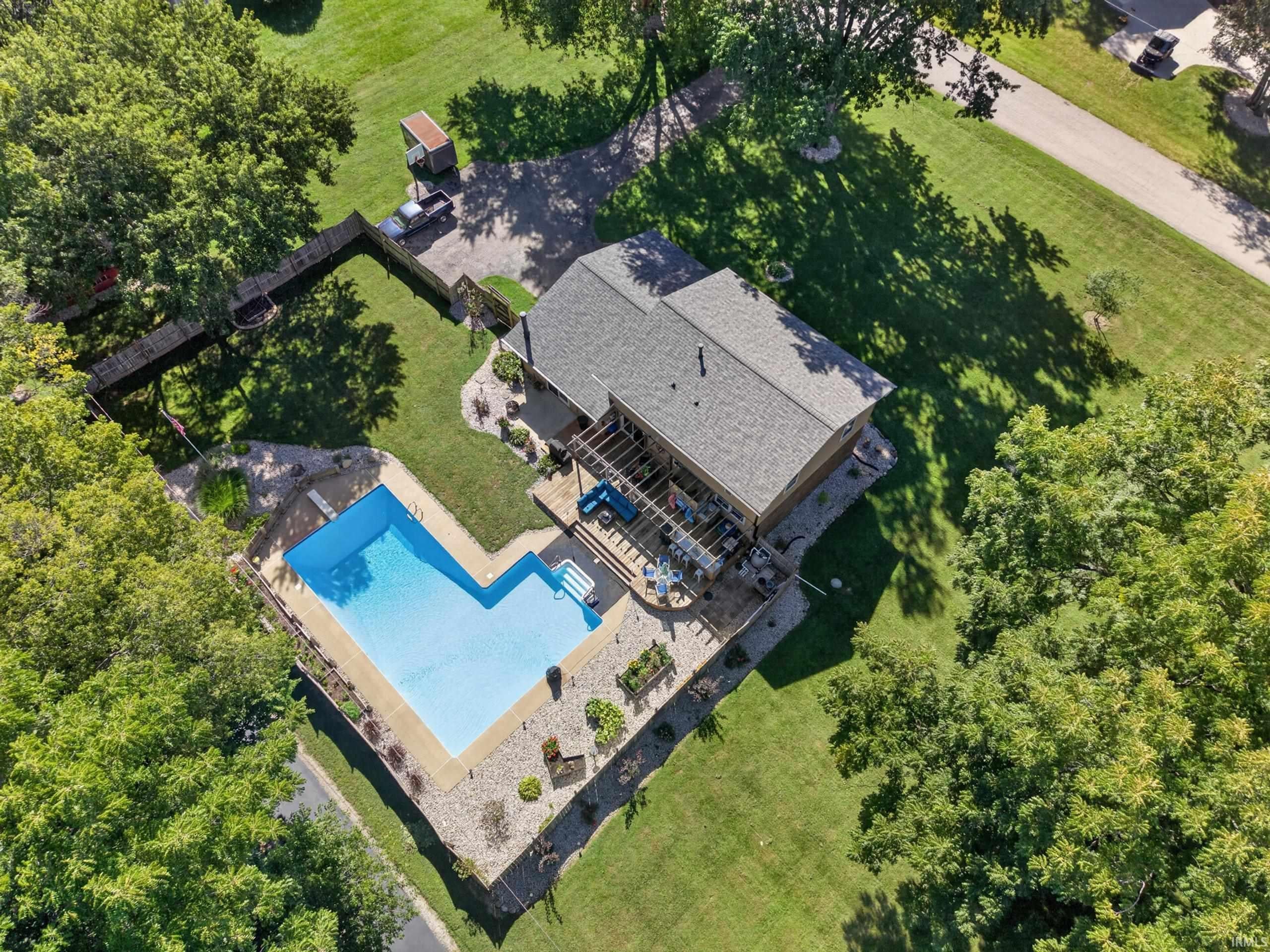2324 E Tamoshanter Road — photo