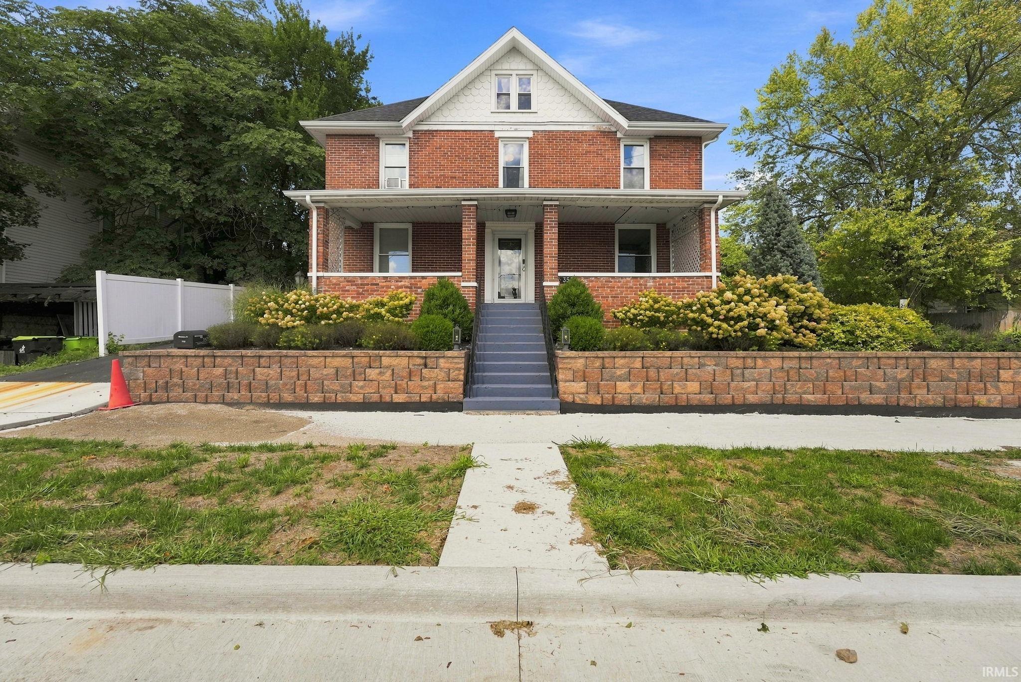 350 E Tipton Street — photo