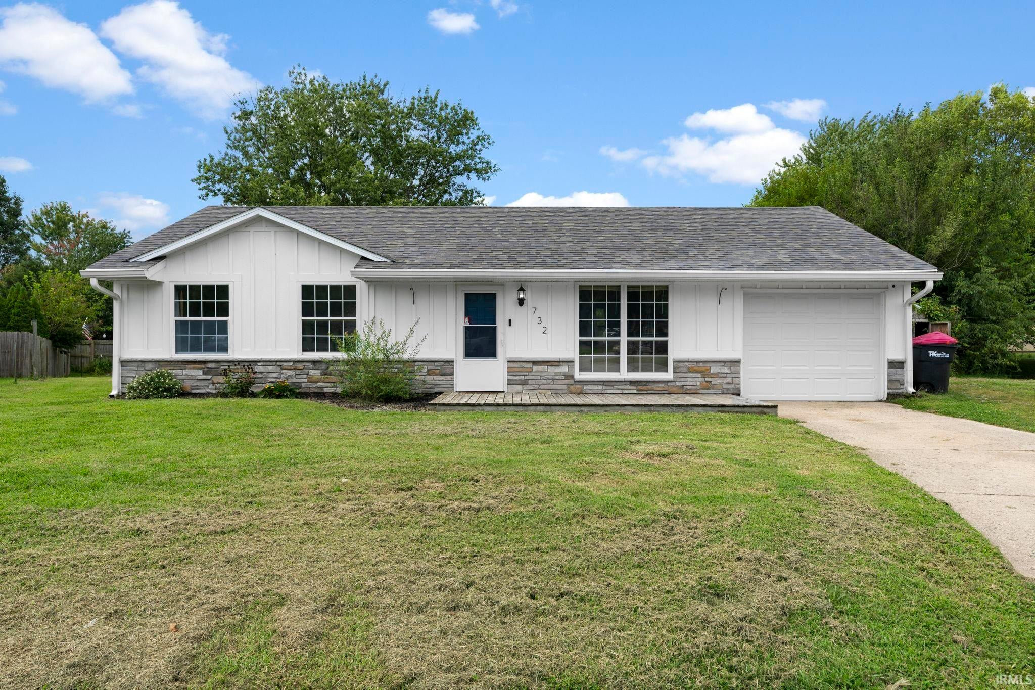 732 Quabache Court — photo