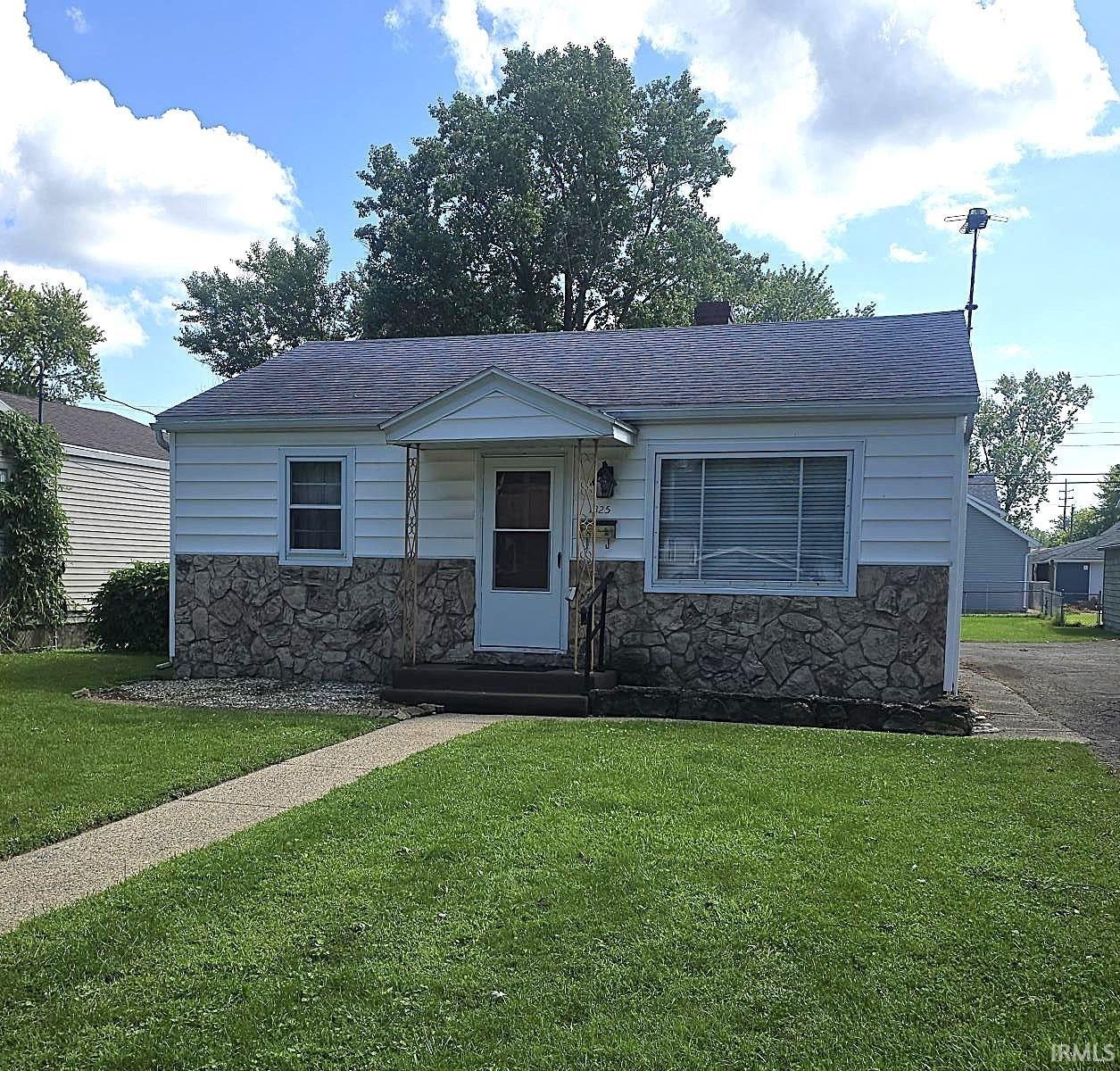 1325 W Jackson Street — photo