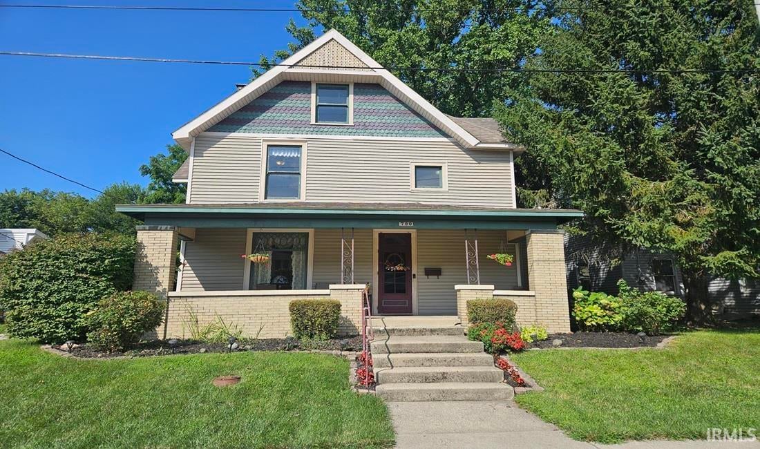 700 S Jackson Street — photo