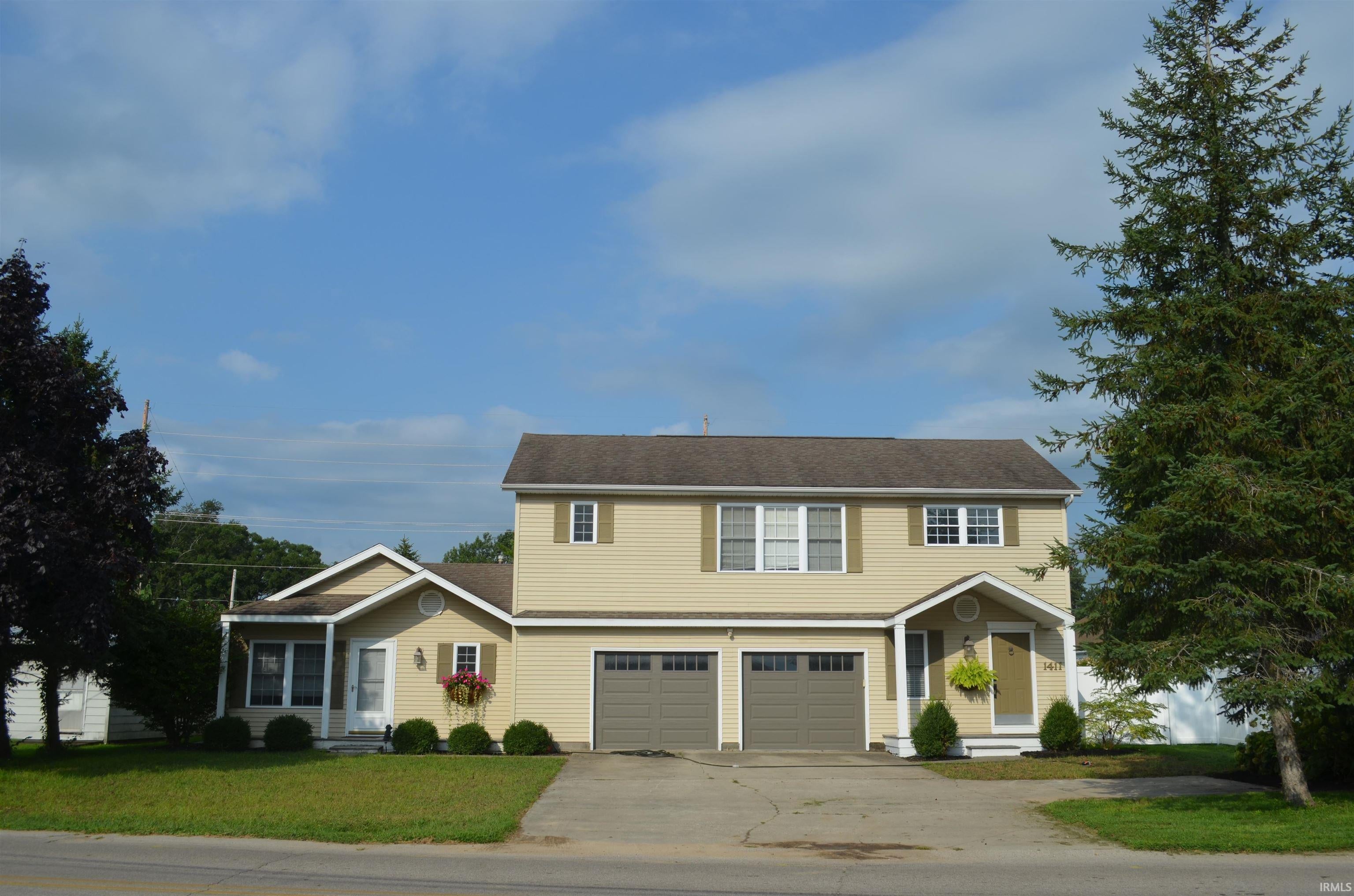 1411 S Harkless Drive — photo