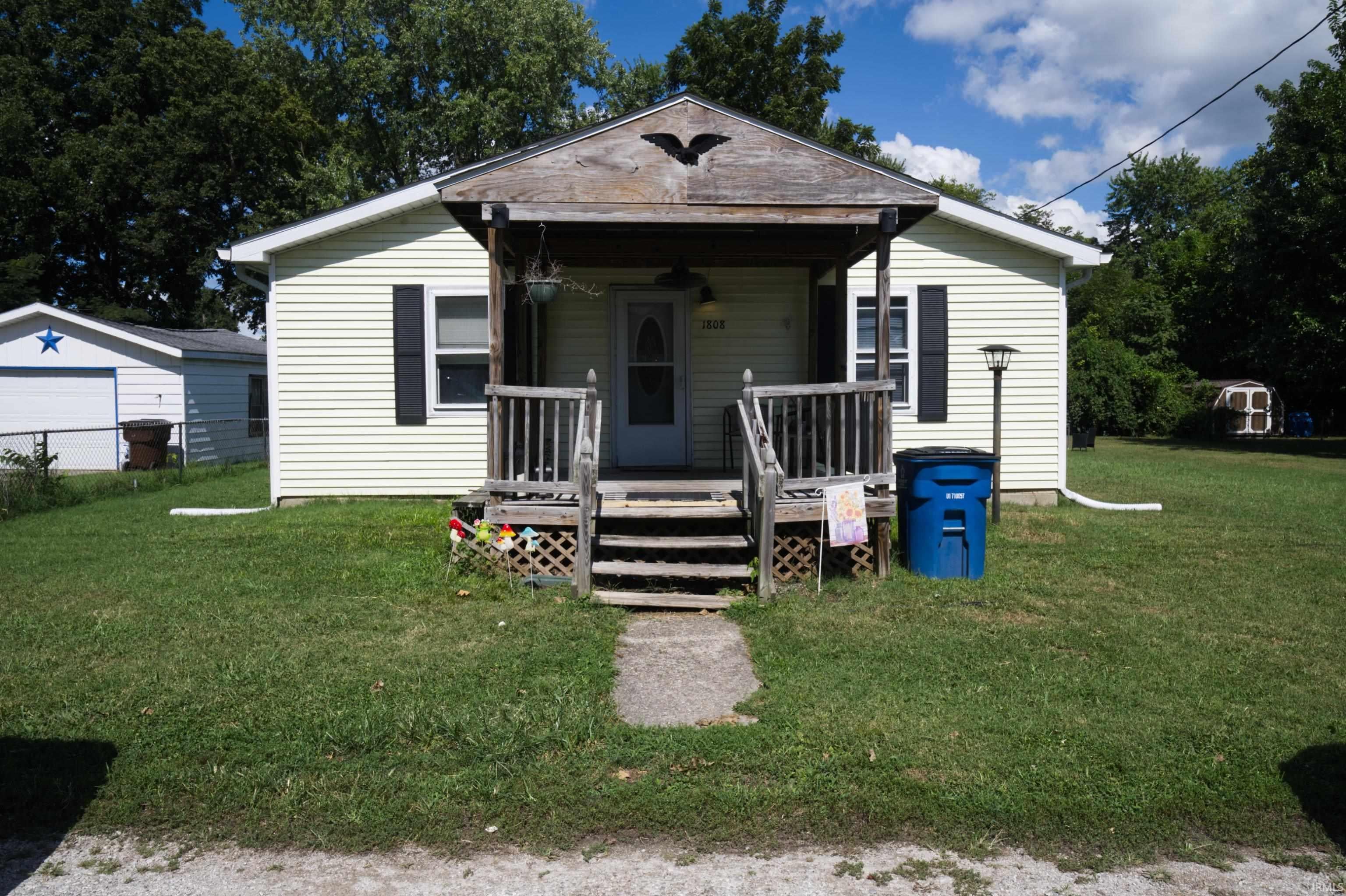 1808 Wabash Street — photo