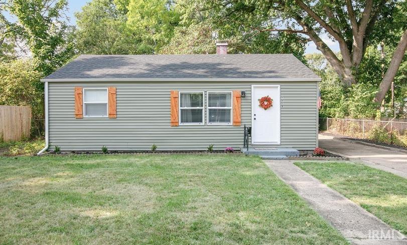 1320 Eastbrook Drive — photo