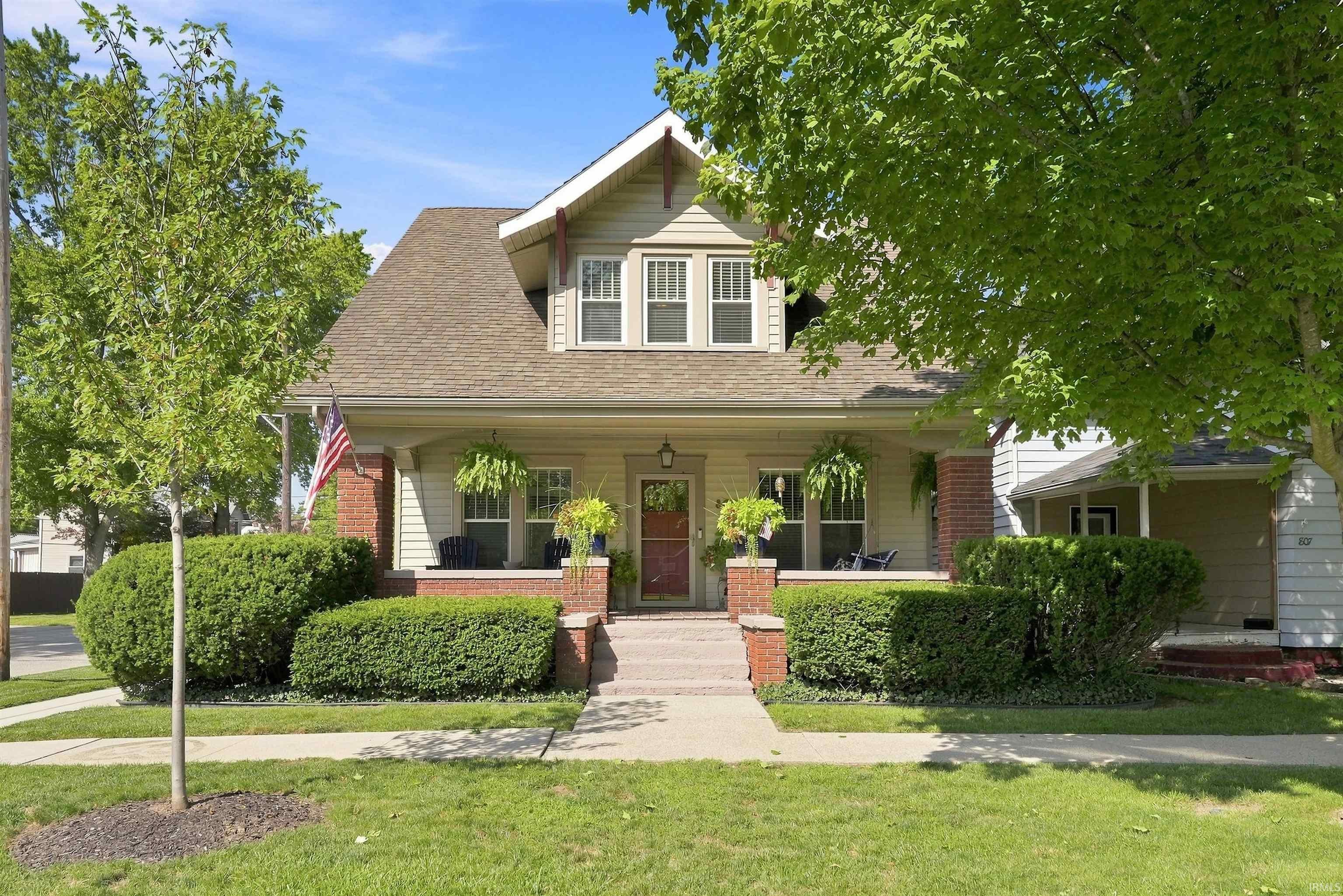 809 S Jackson Street — photo