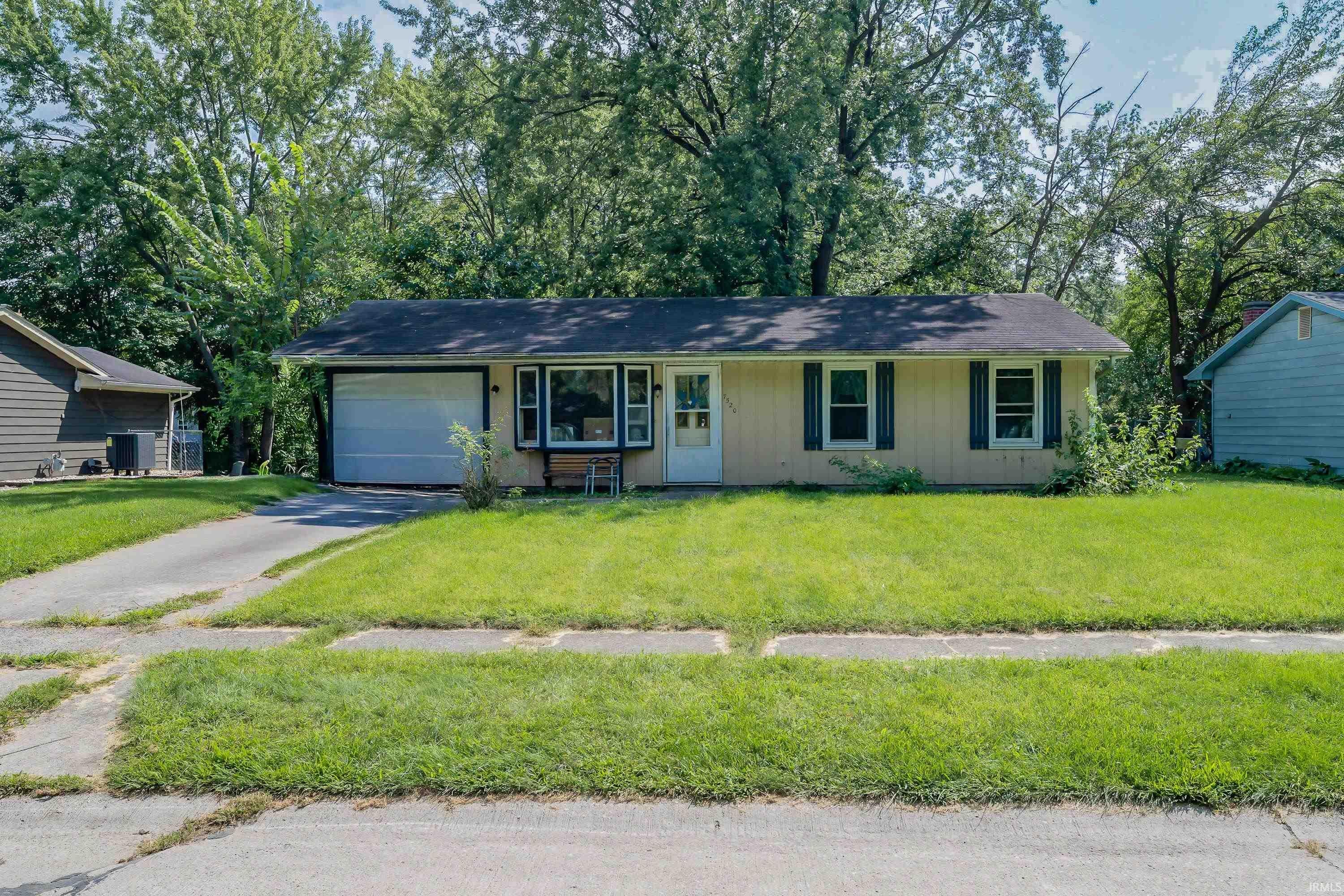 7520 Clover Meadow Drive — photo