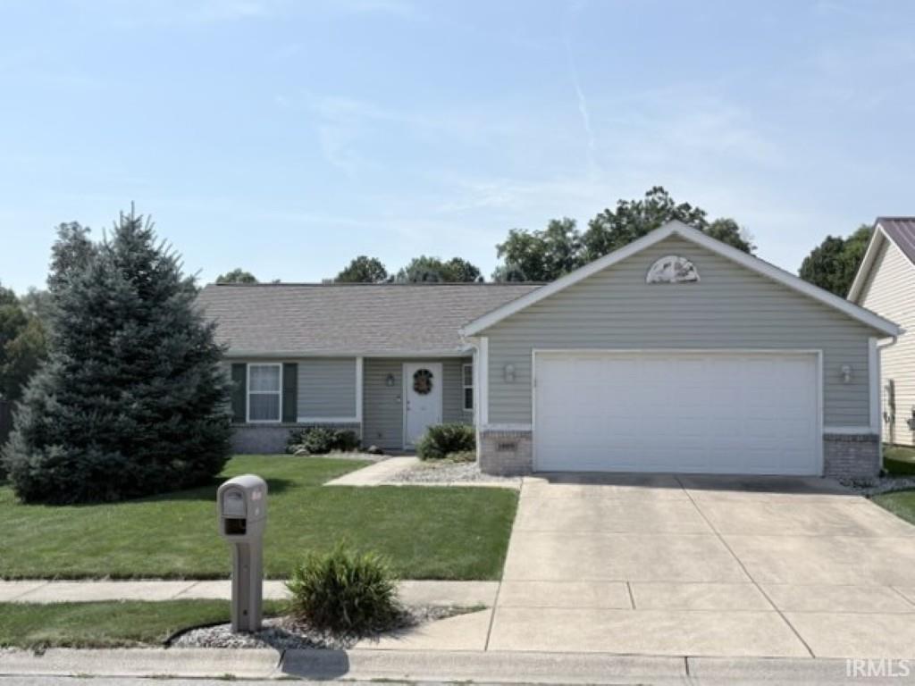 1009 Burr Oak Court — photo