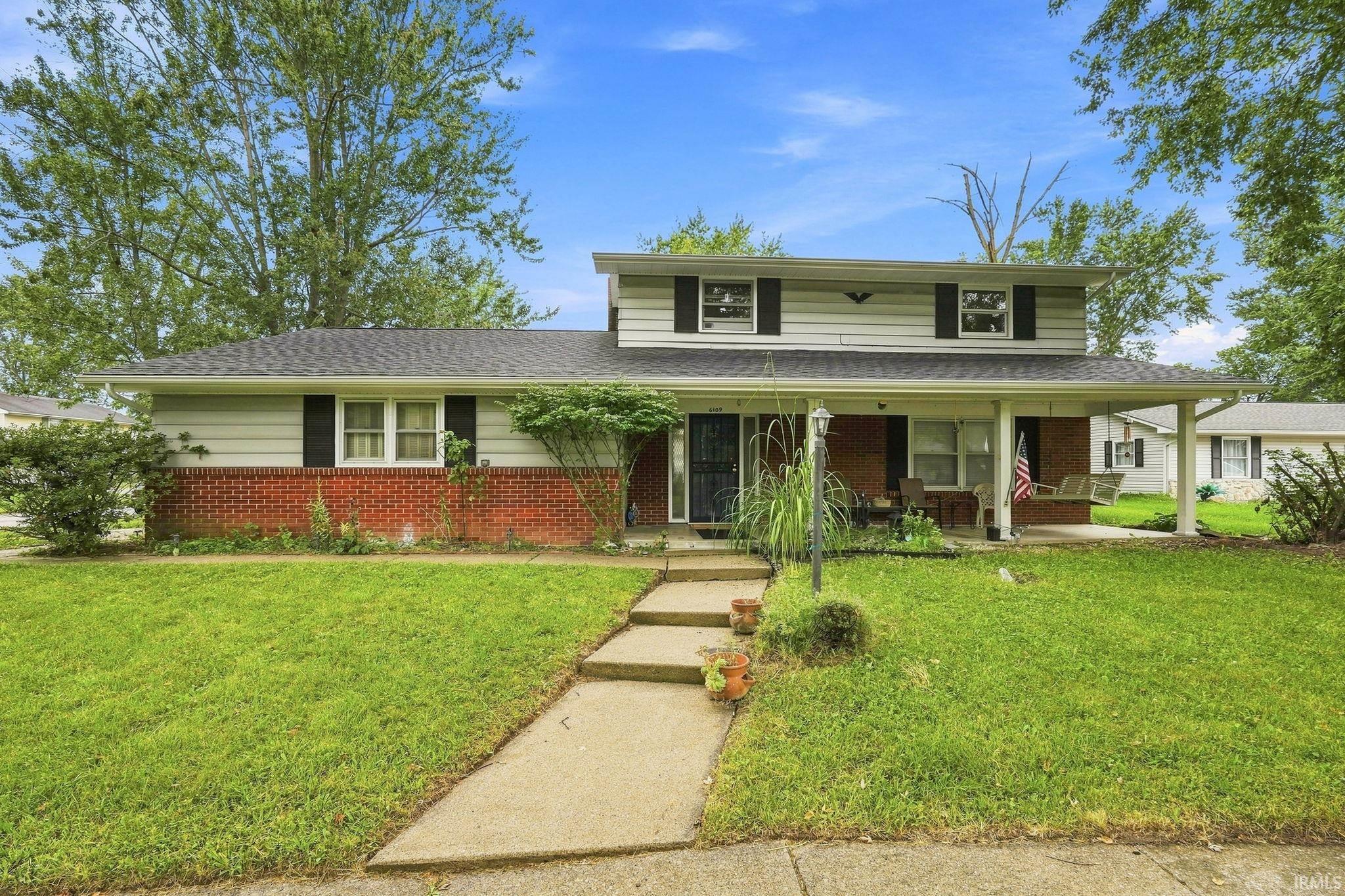 6109 Graymoor Lane — photo