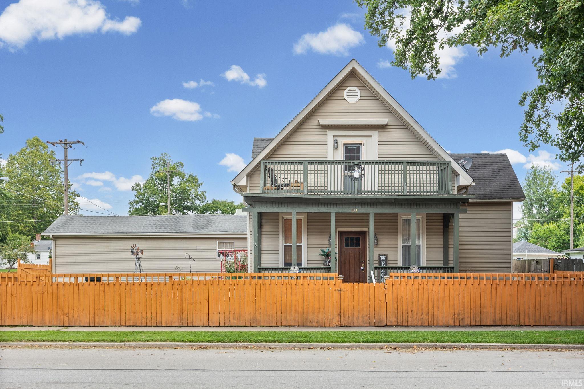 123 E Main Street — photo