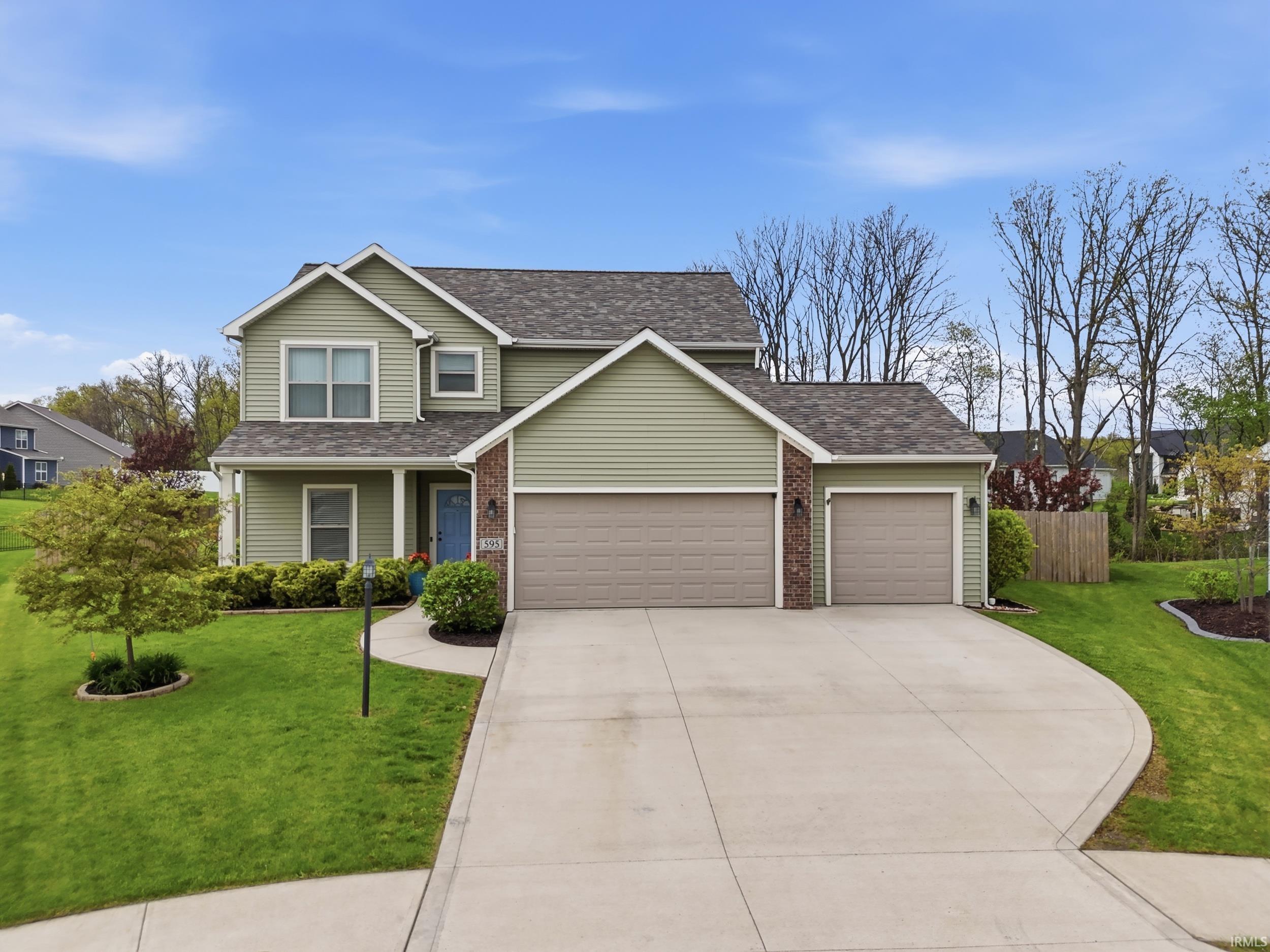595 Highfields Cove — photo