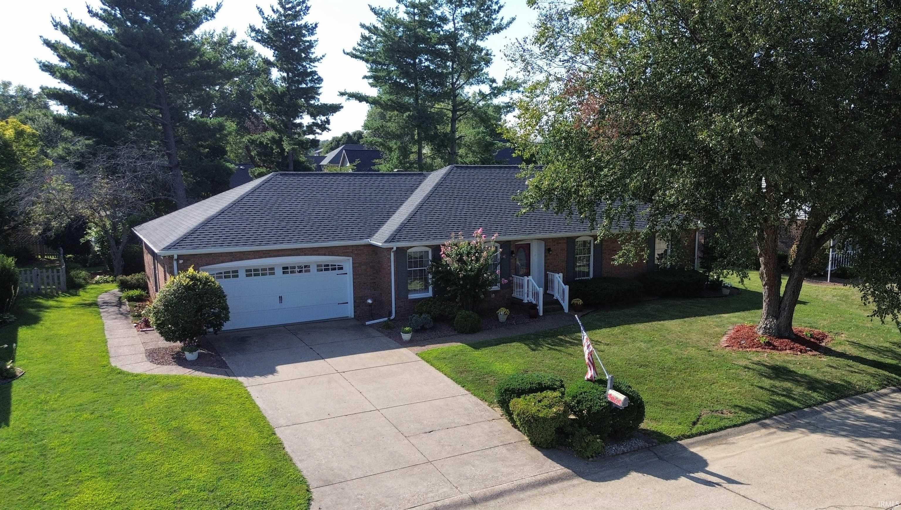849 Nottingham Court — photo
