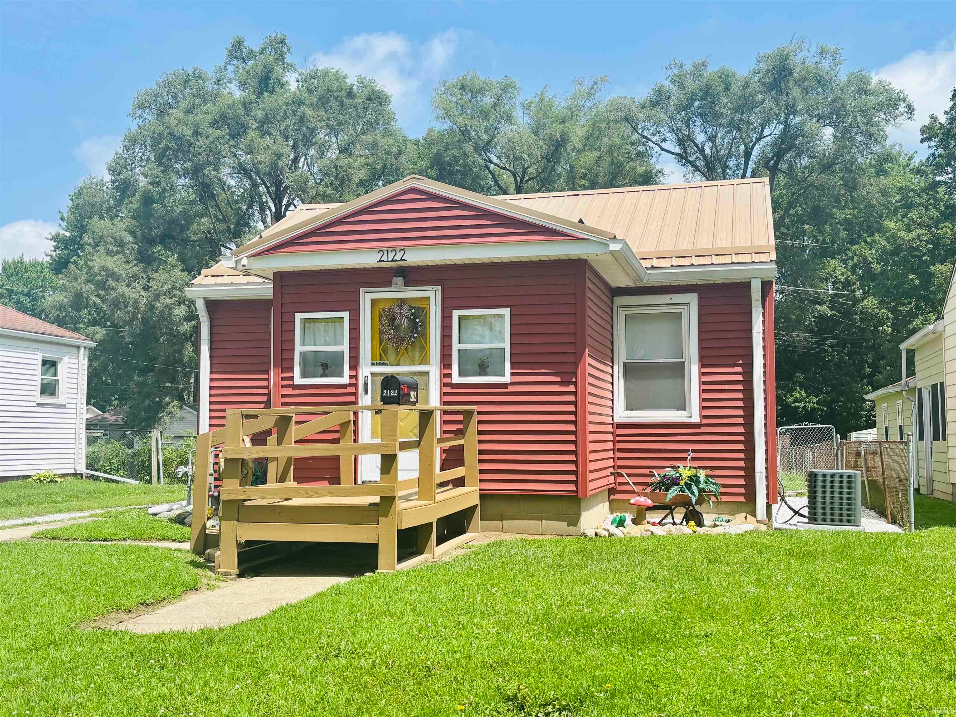 2122 Meharry Street — photo