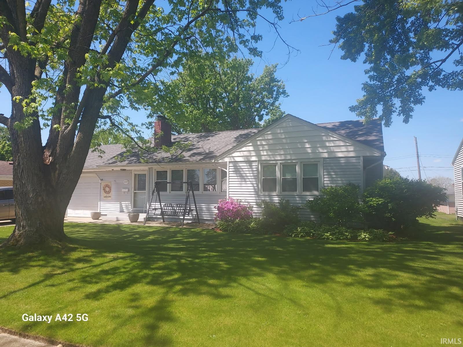 209 S Shumaker Drive — photo