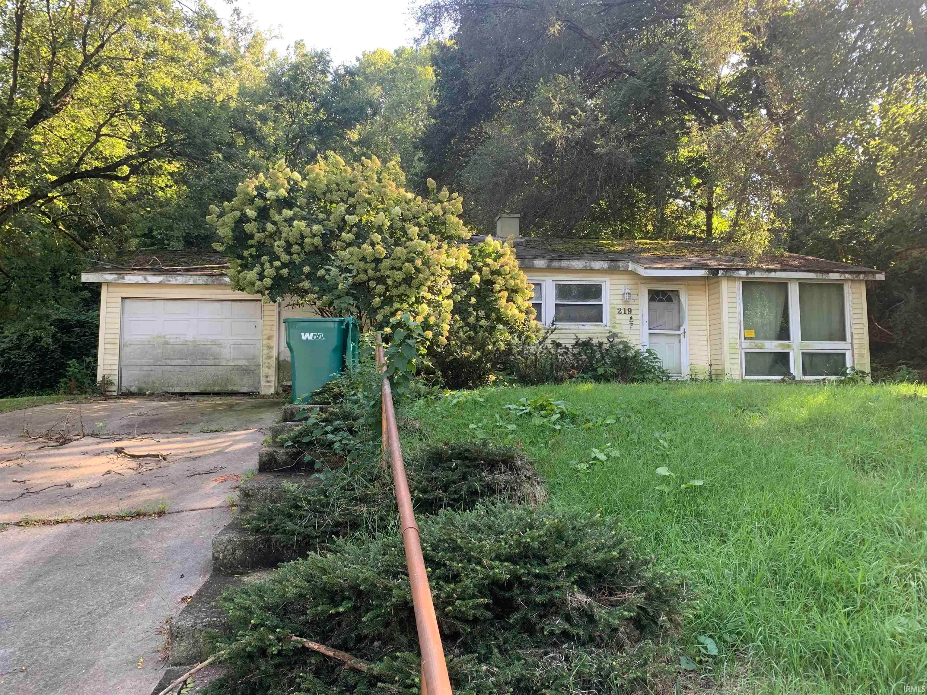 219 Kings Court — photo