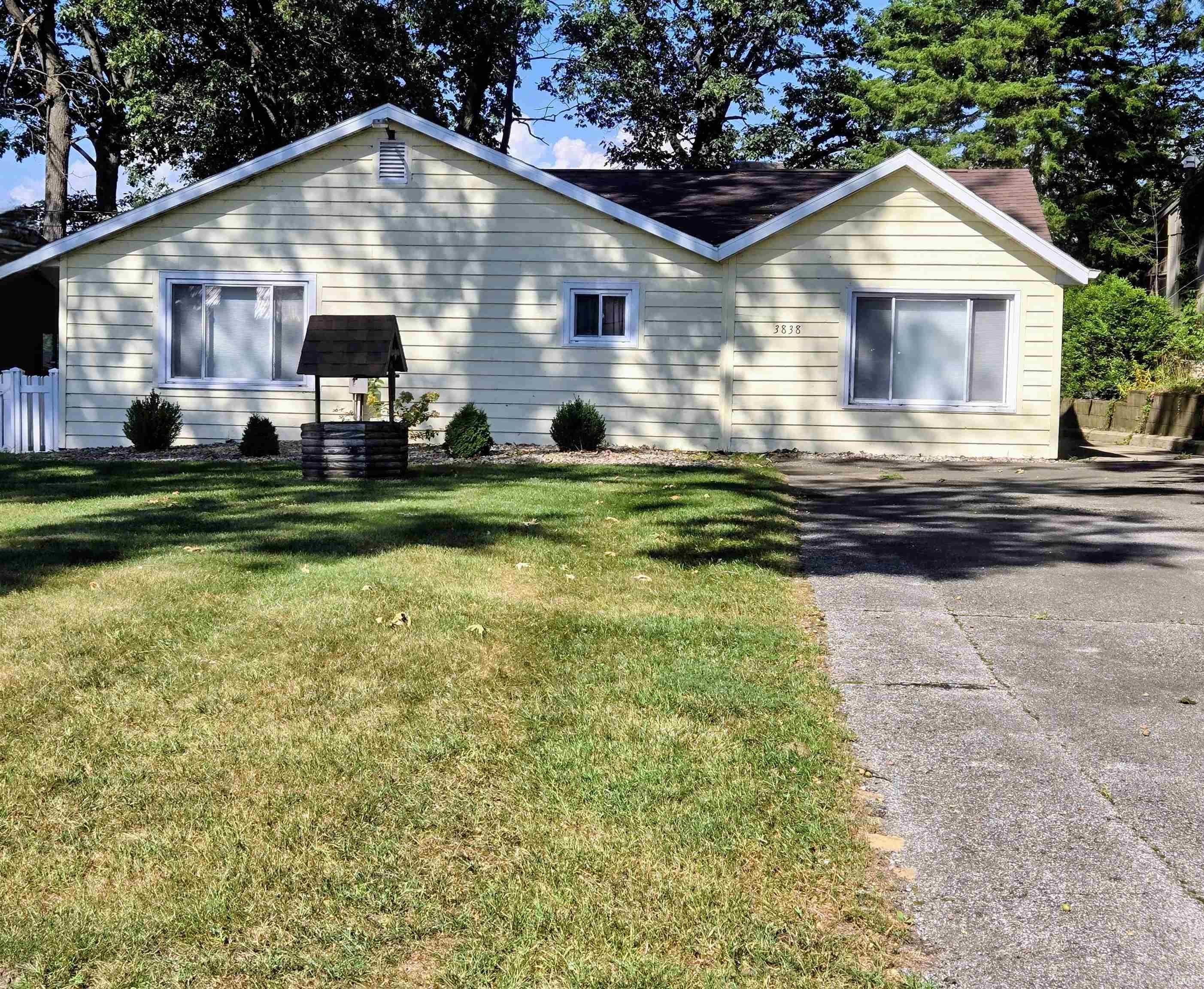 3838 E Forest Lodge Loop — photo