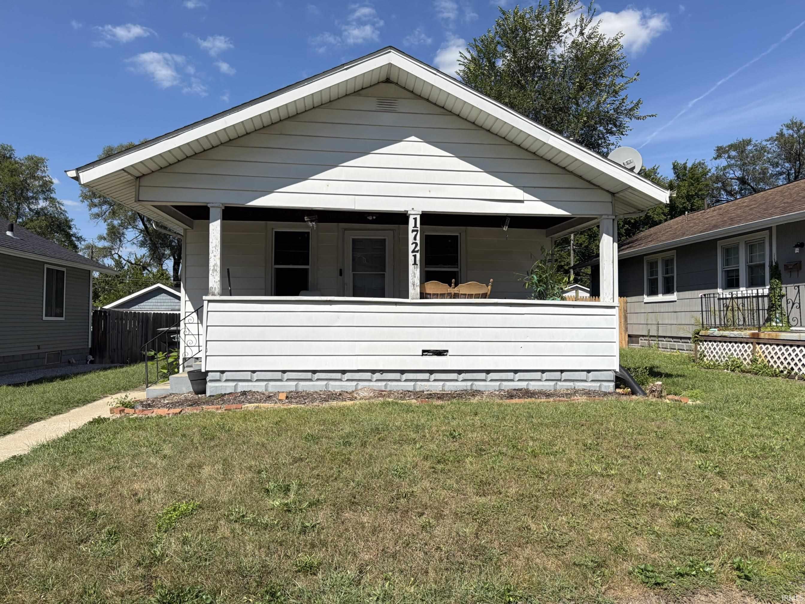 1721 E Donald St Street — photo