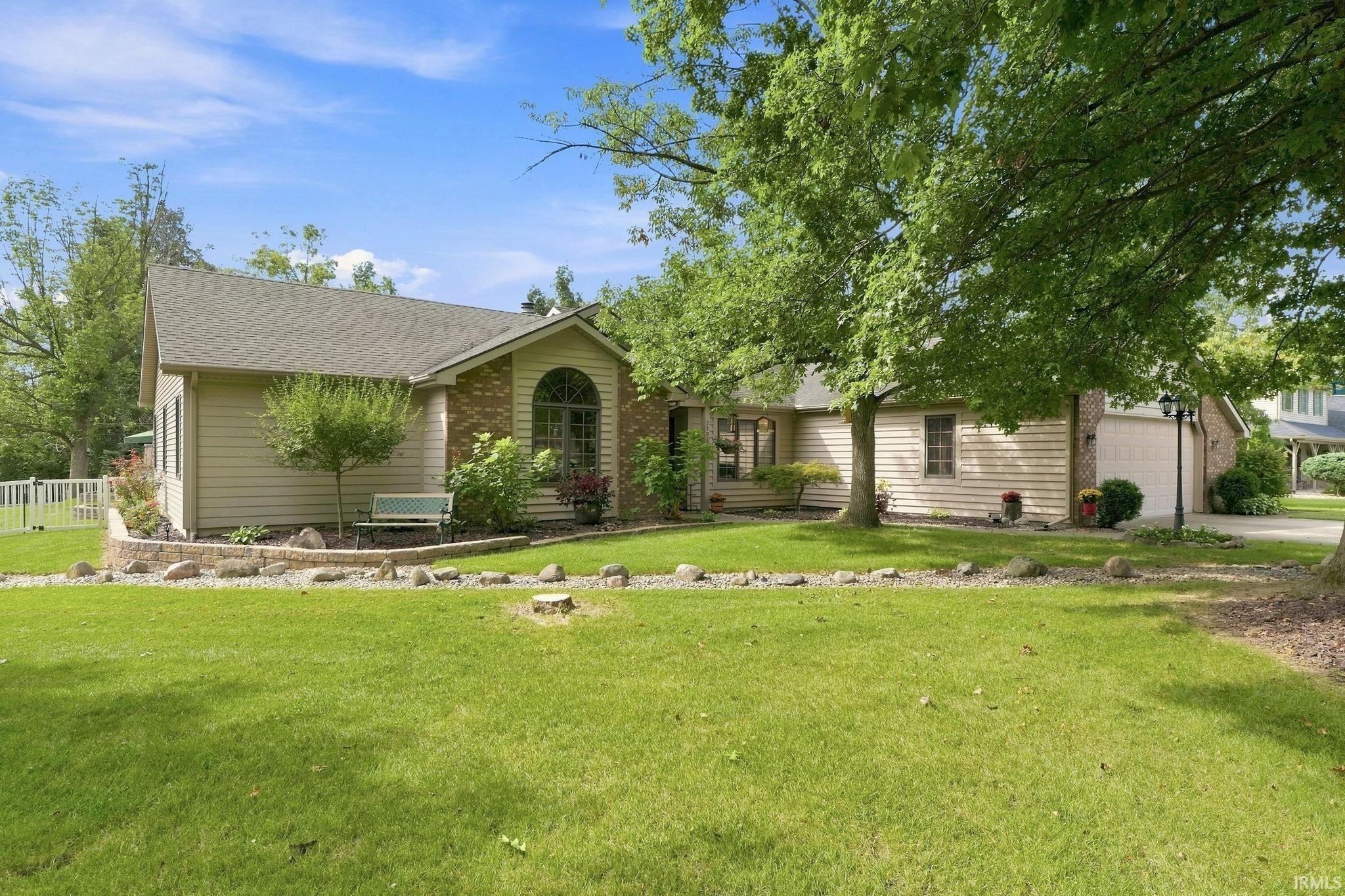 2598 E Maple Drive — photo