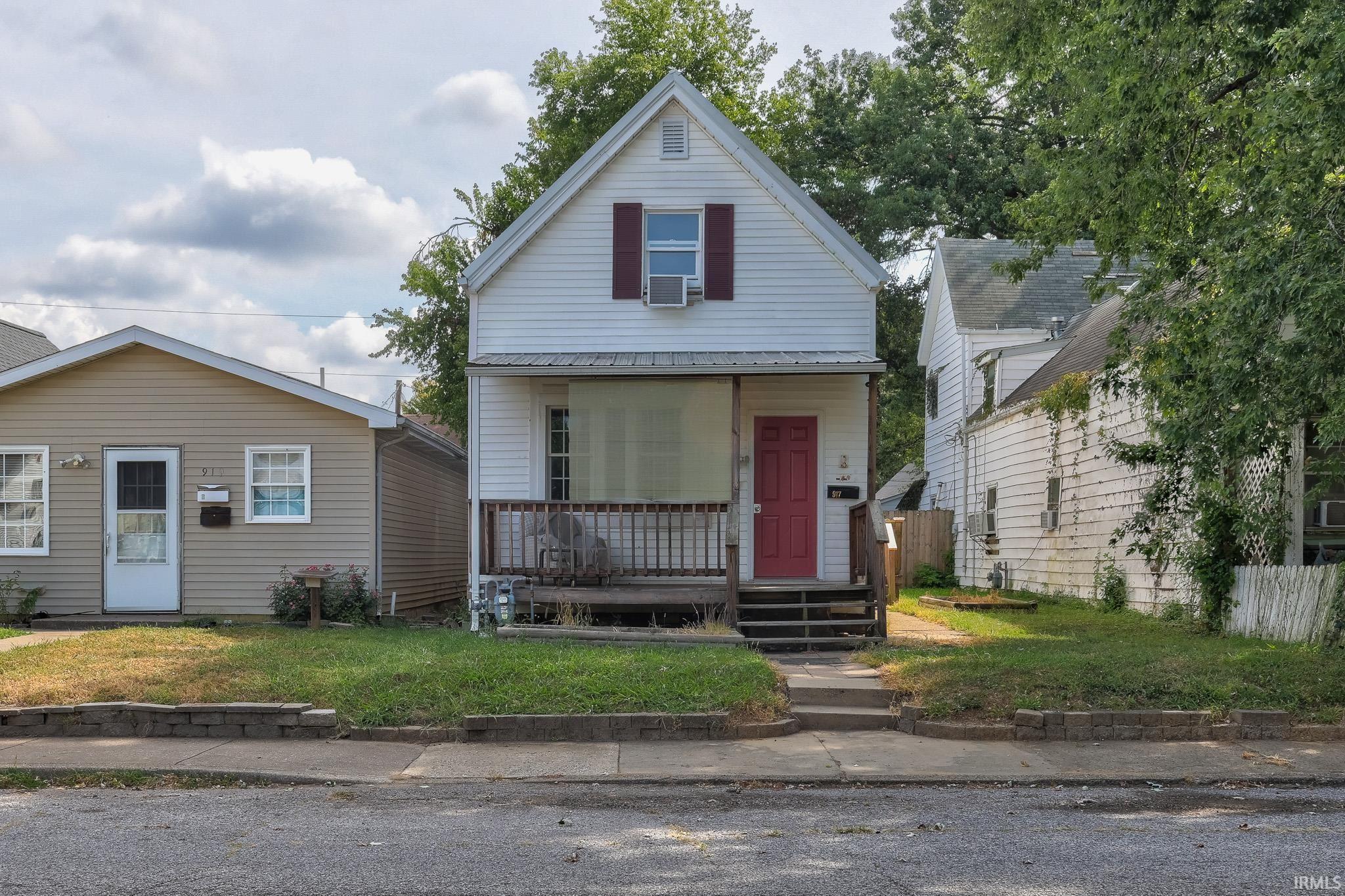 917 Mary Street — photo