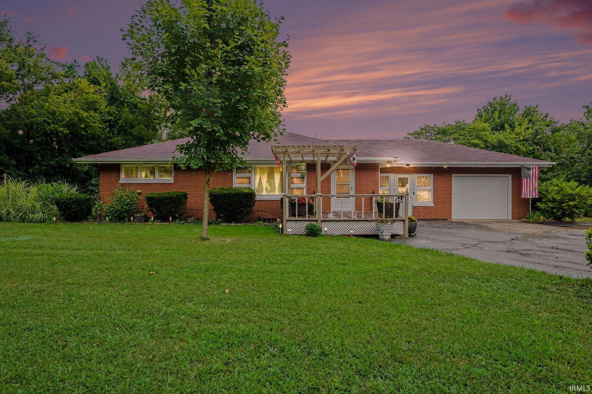 51405 Outer Drive — photo