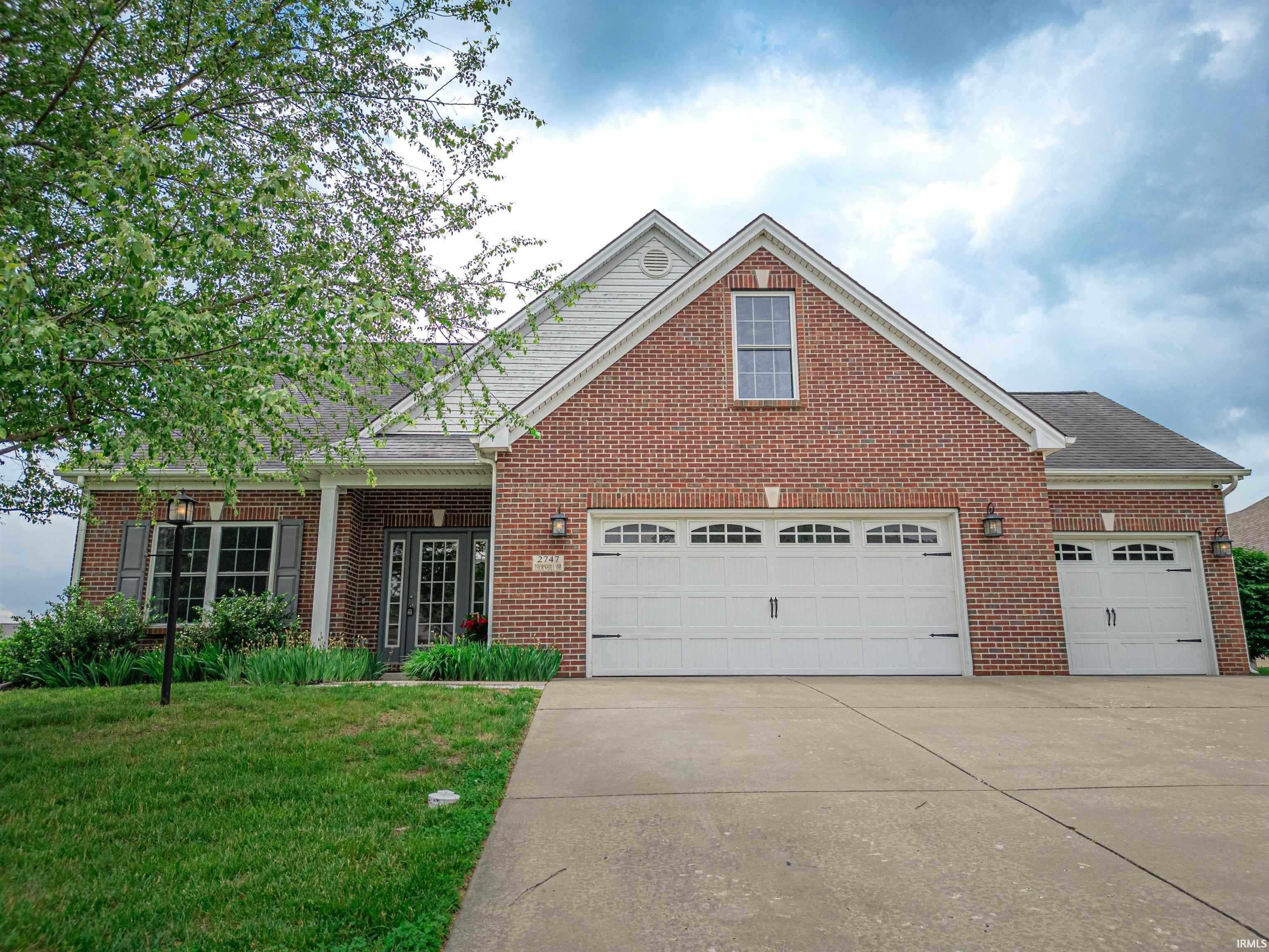 2747 Thornhill Drive — photo