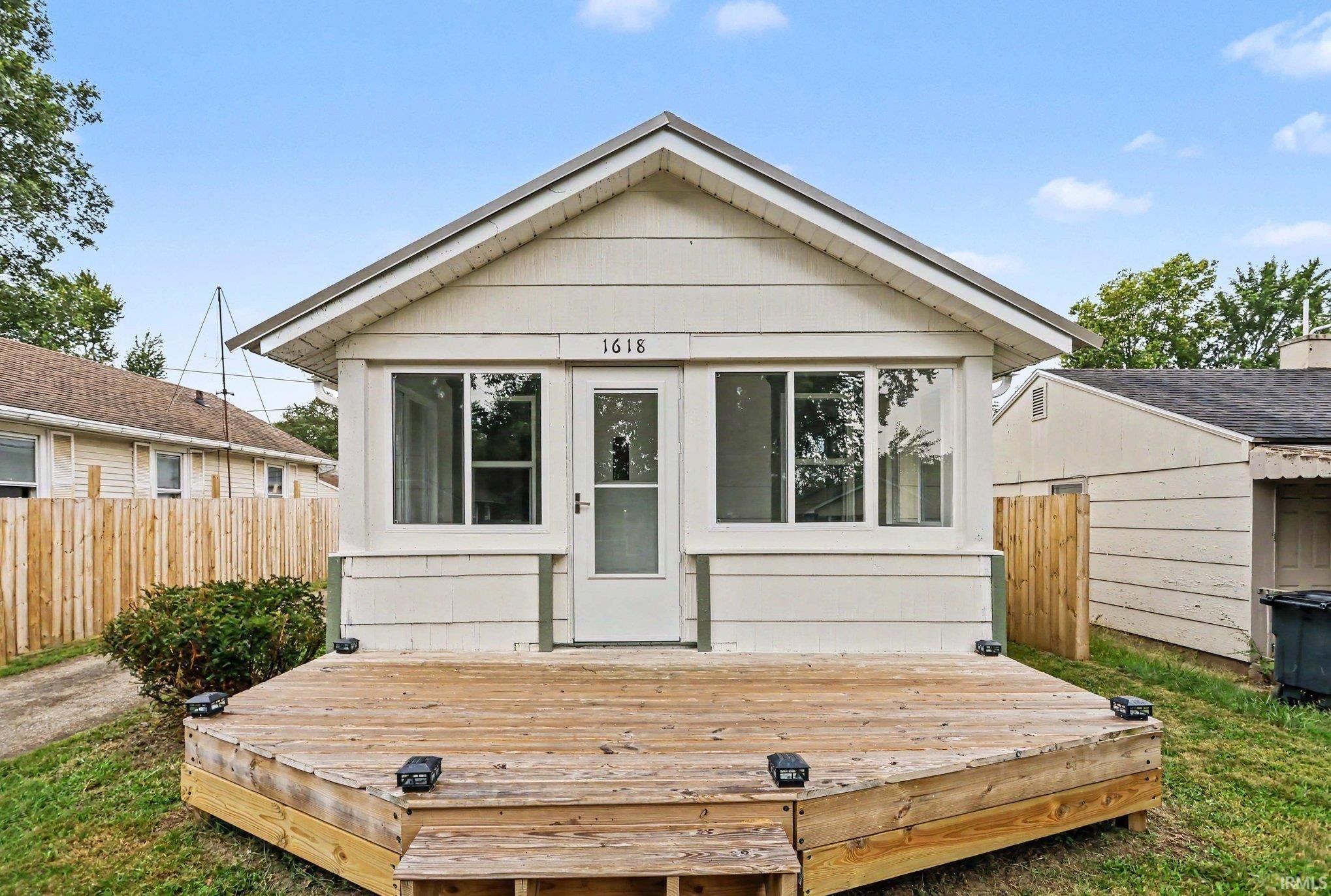 1618 E Fox Street — photo