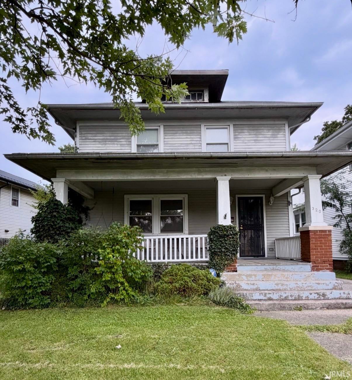 320 S Cornell Circle — photo