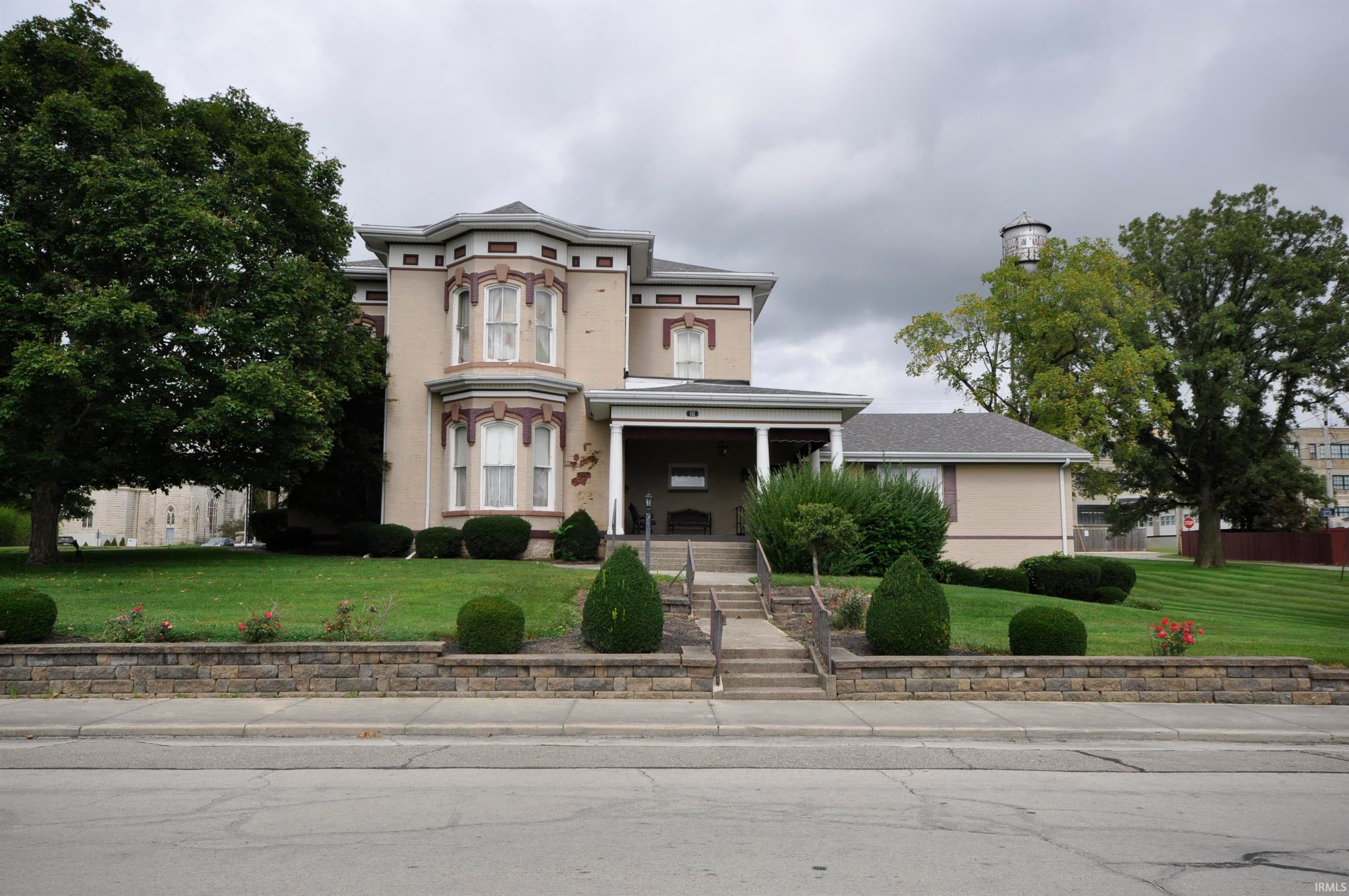 432 W Pearl Street — photo