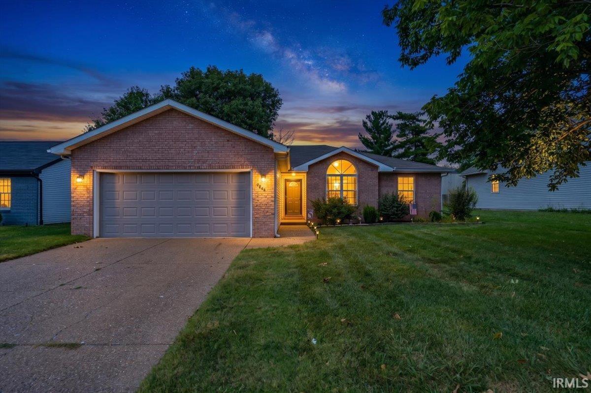9544 Rabbit Run Drive, Newburgh, IN 47630