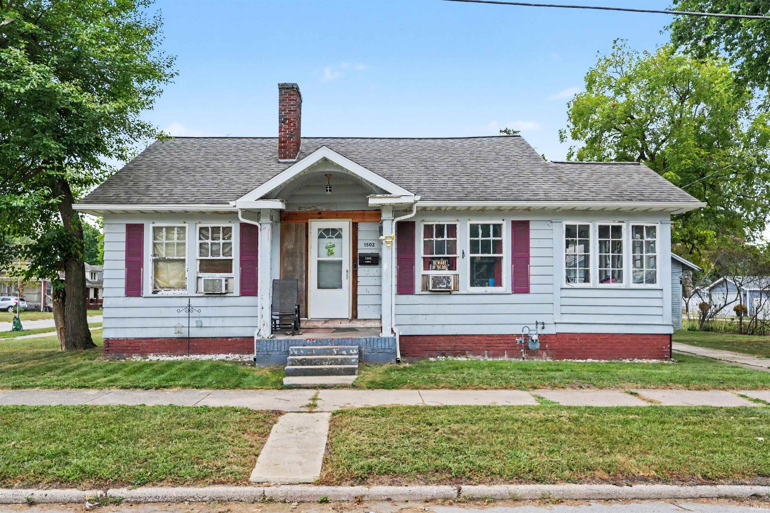 1502 W 8th Street — photo