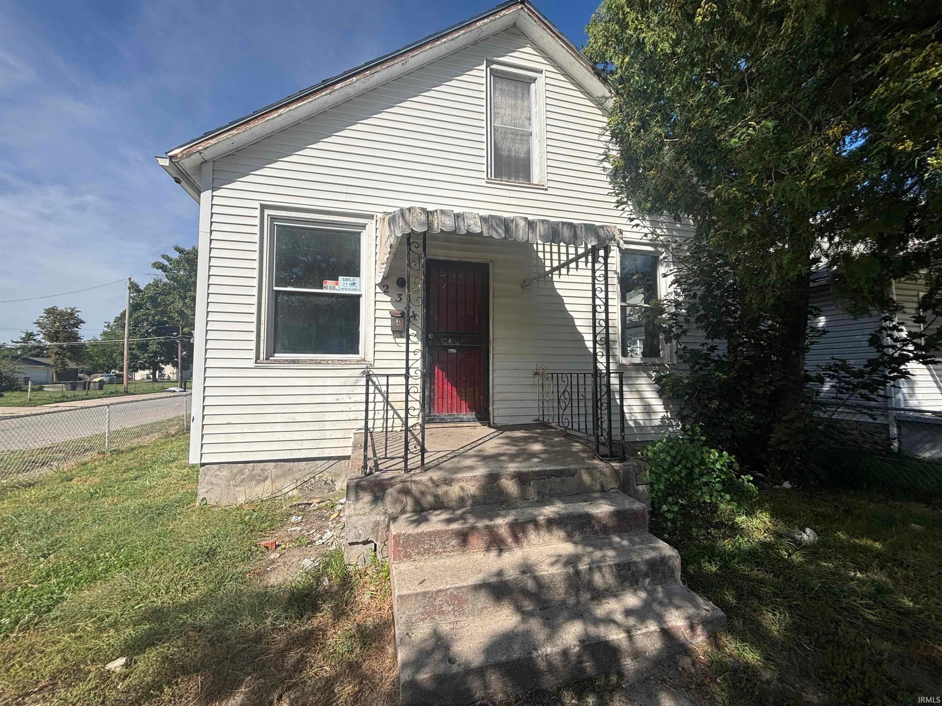 2344 Oliver Street — photo