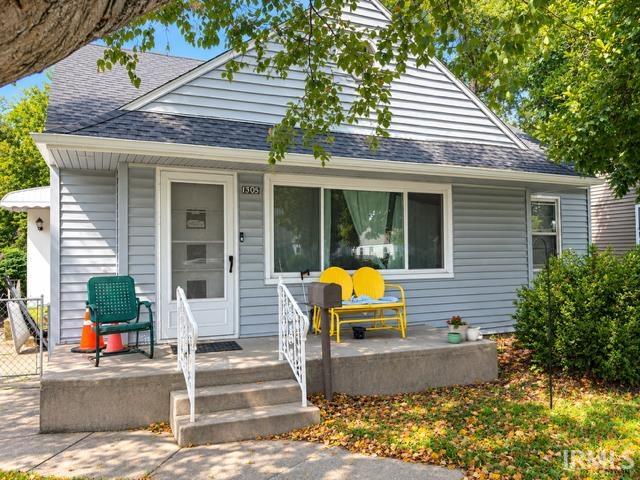 1305 N Kaley Street — photo