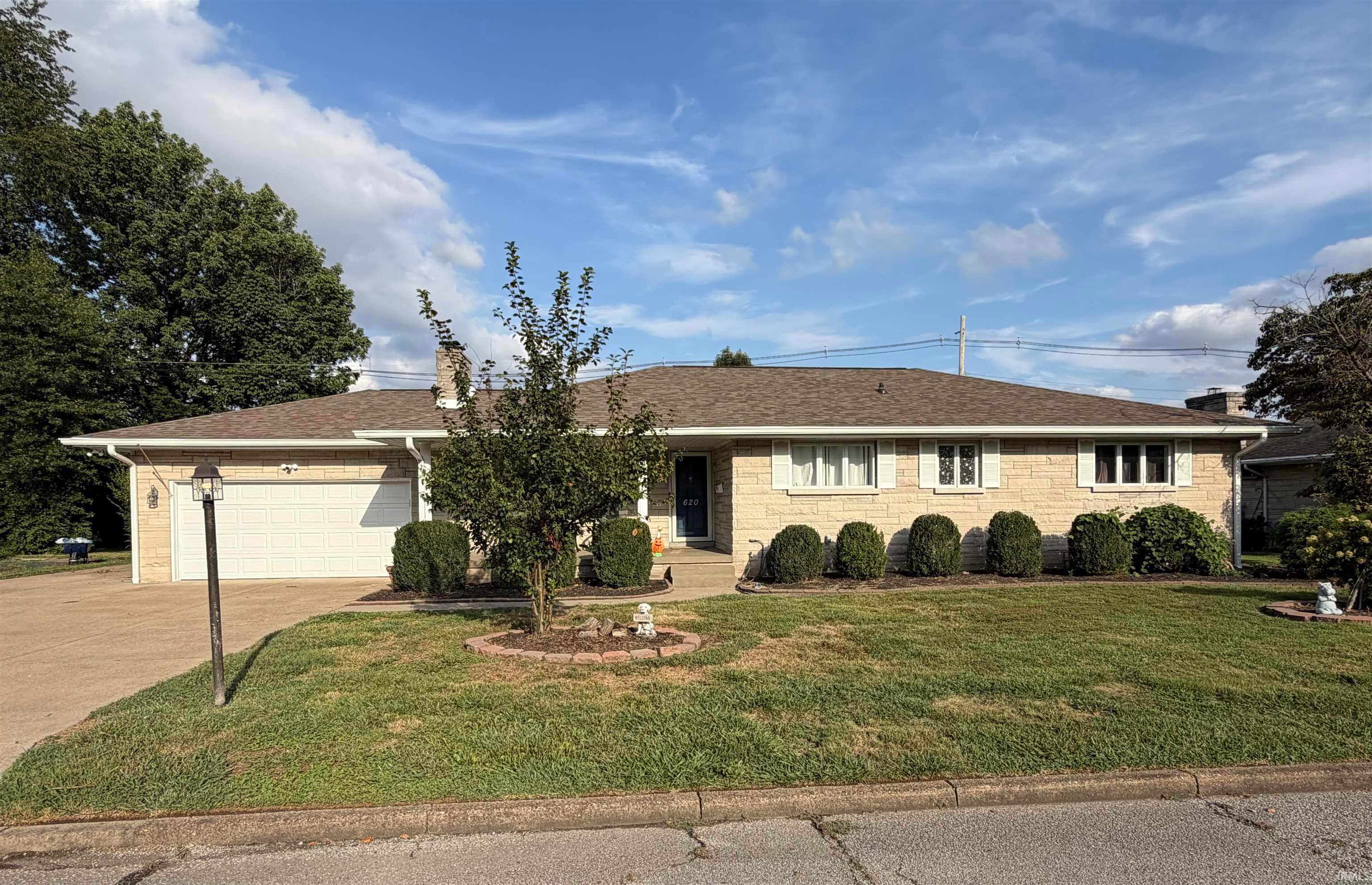620 E Blue Ridge Drive — photo