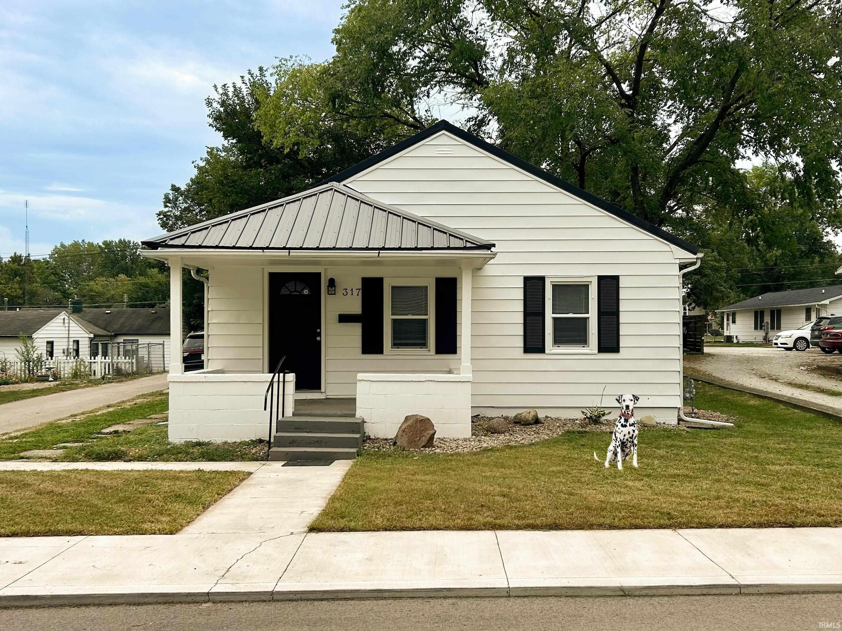 317 W Smith Street — photo