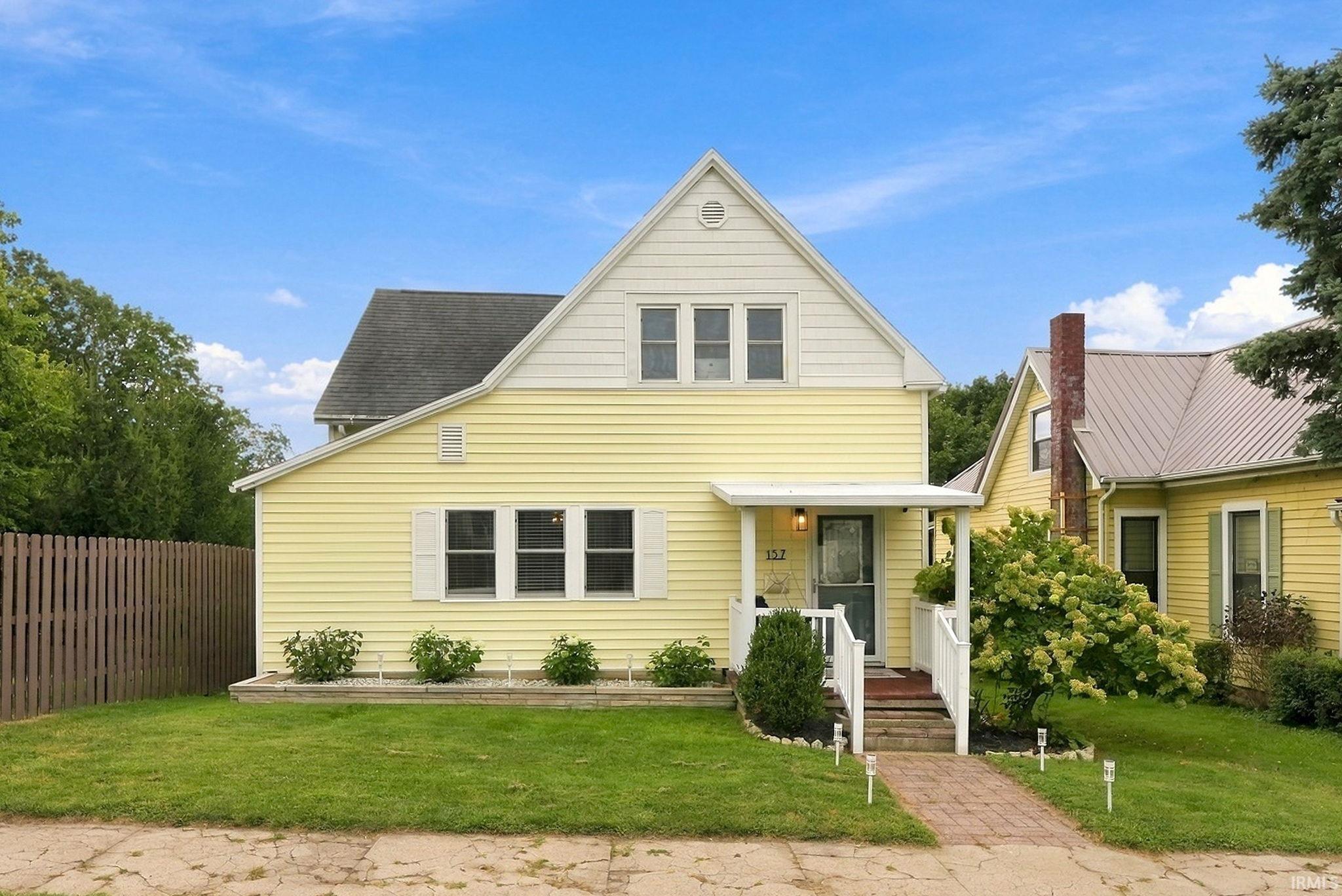 157 W Maple Street — photo