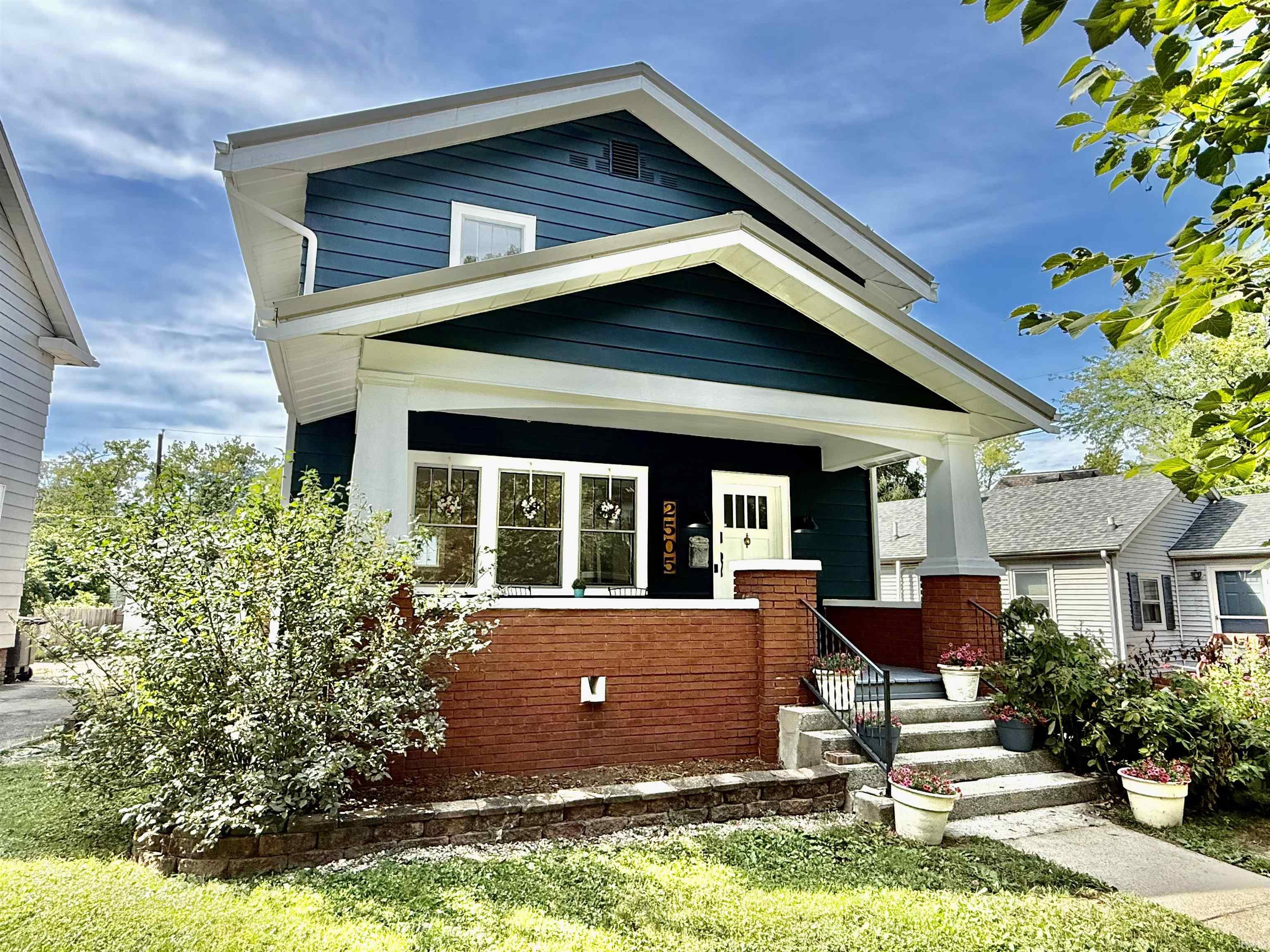 2505 Oakridge Road — photo