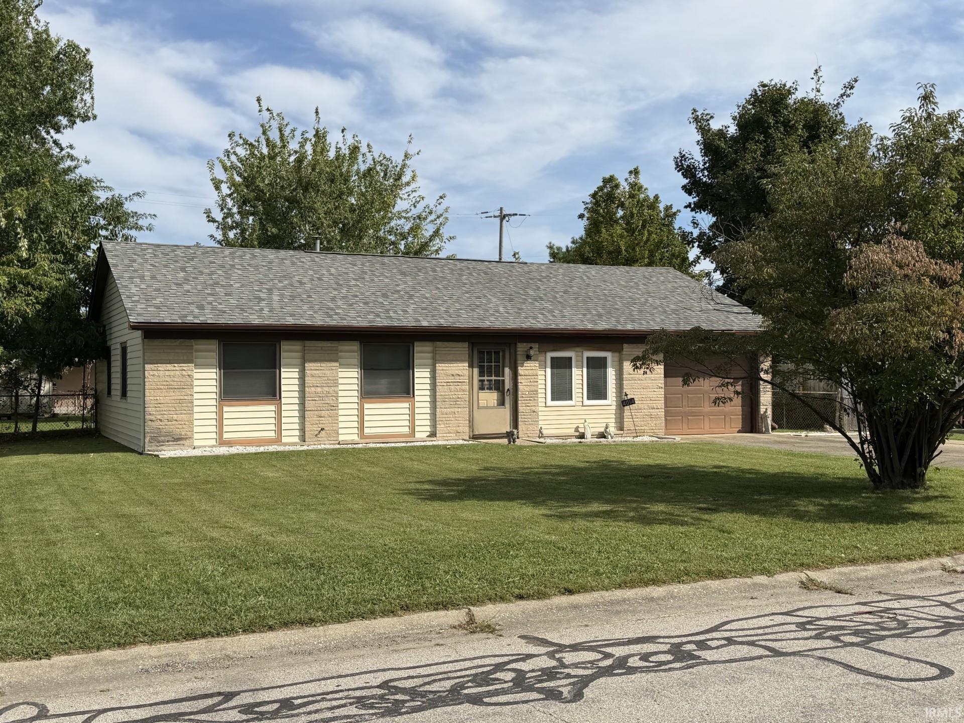 4014 W Belle Avenue — photo