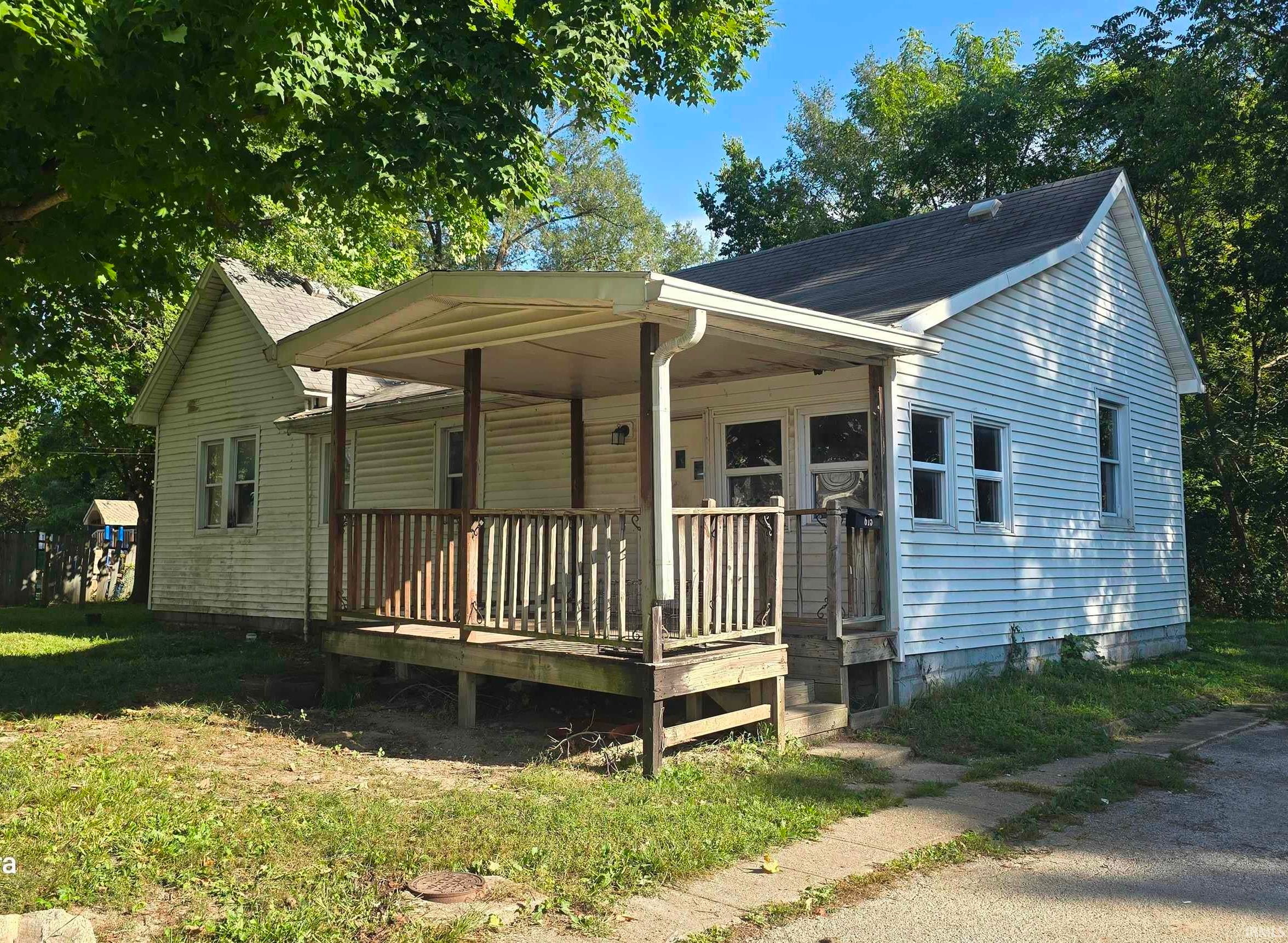 615 S Grove Street — photo