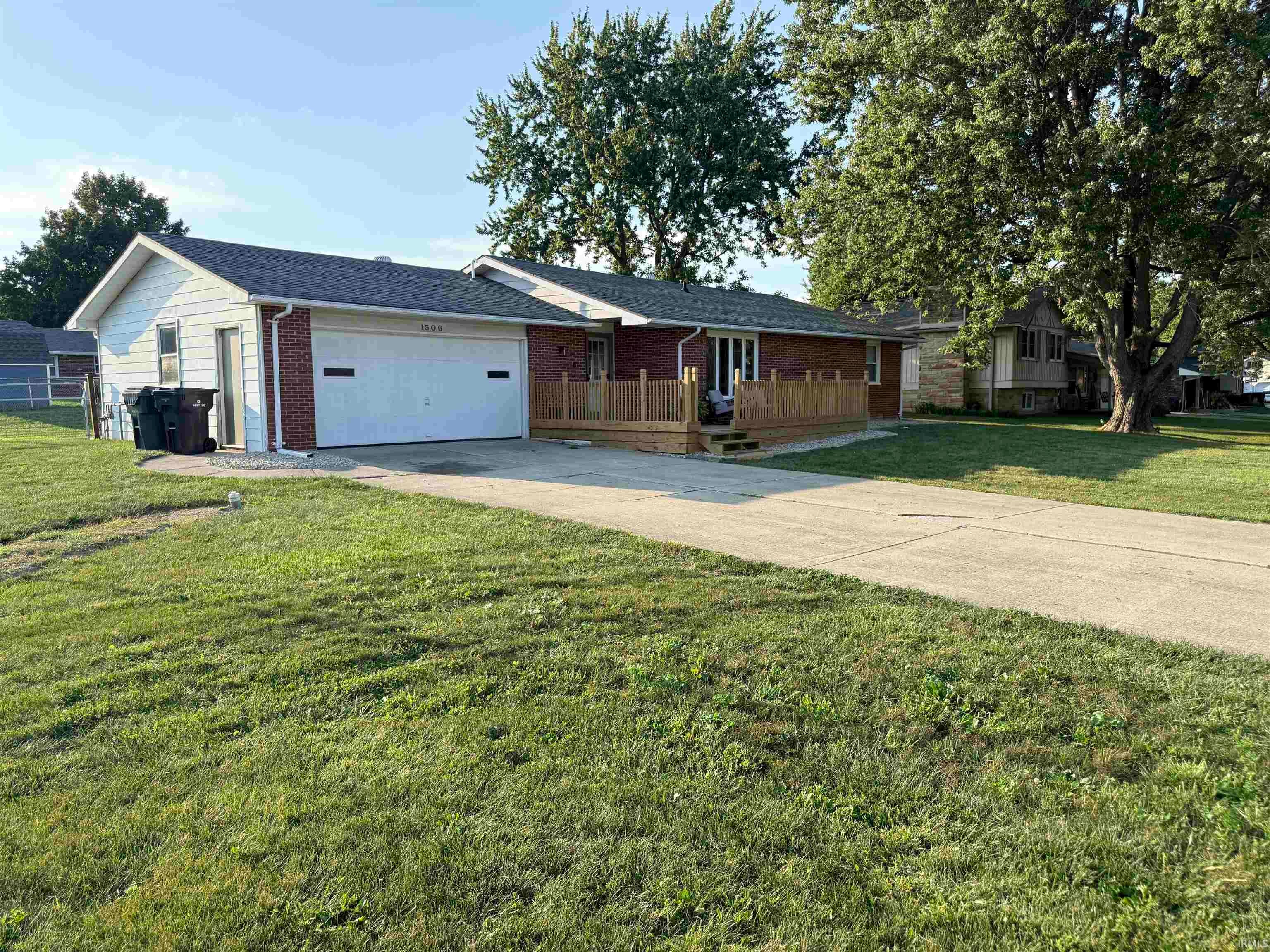 1506 N Wedgewood Drive — photo