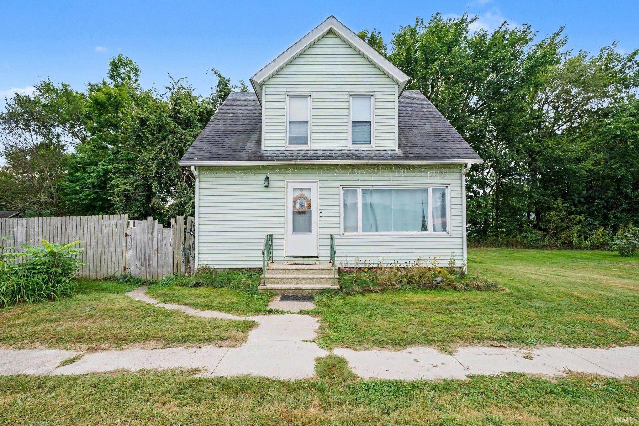 117 E Washington Street — photo