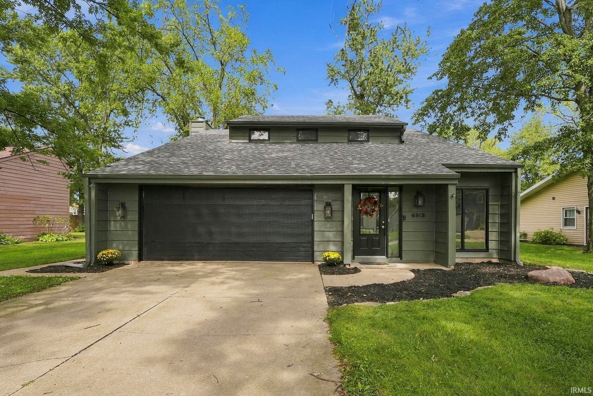 4312 W Kings Row Street — photo