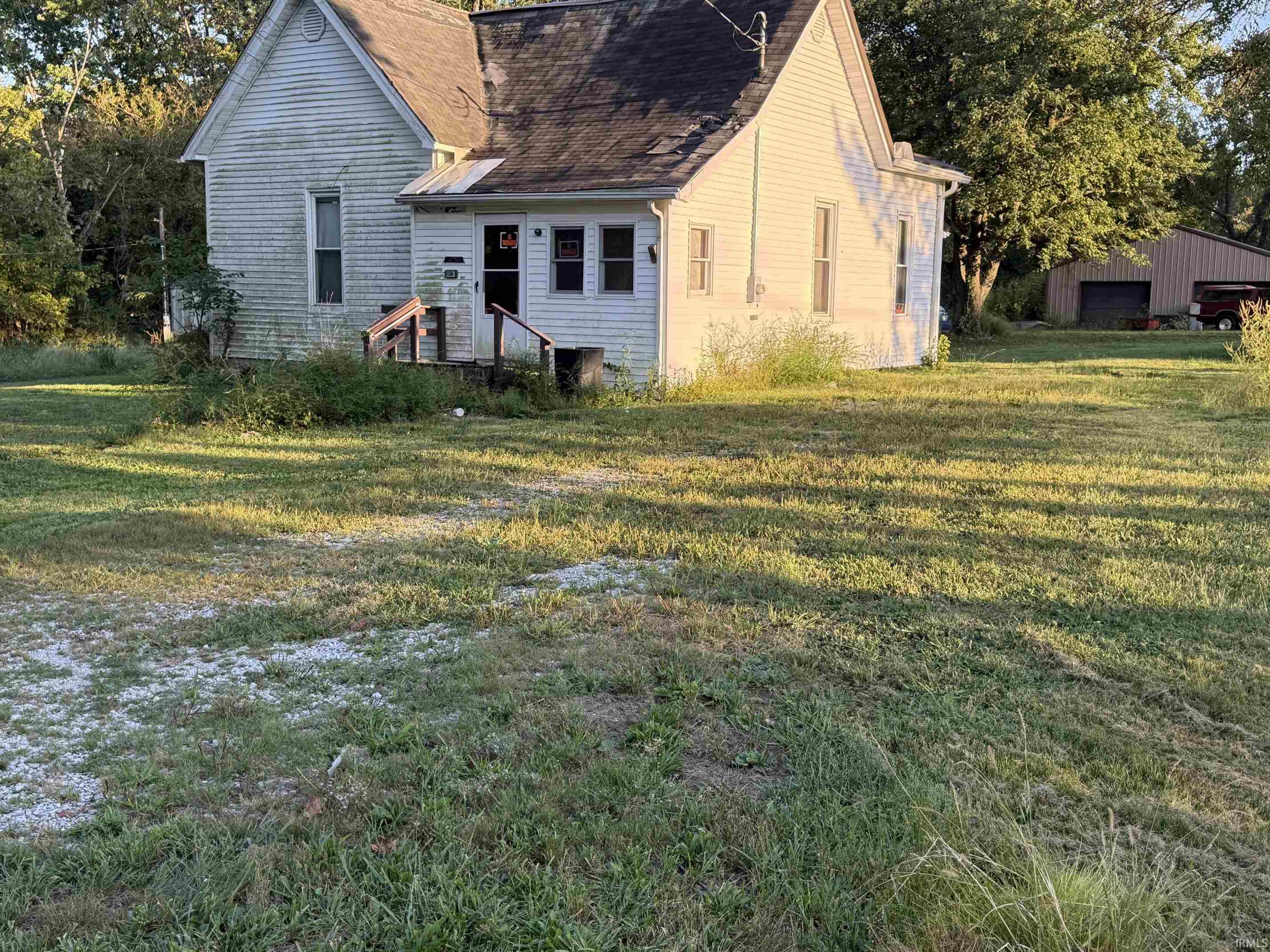 13349 W First Street — photo